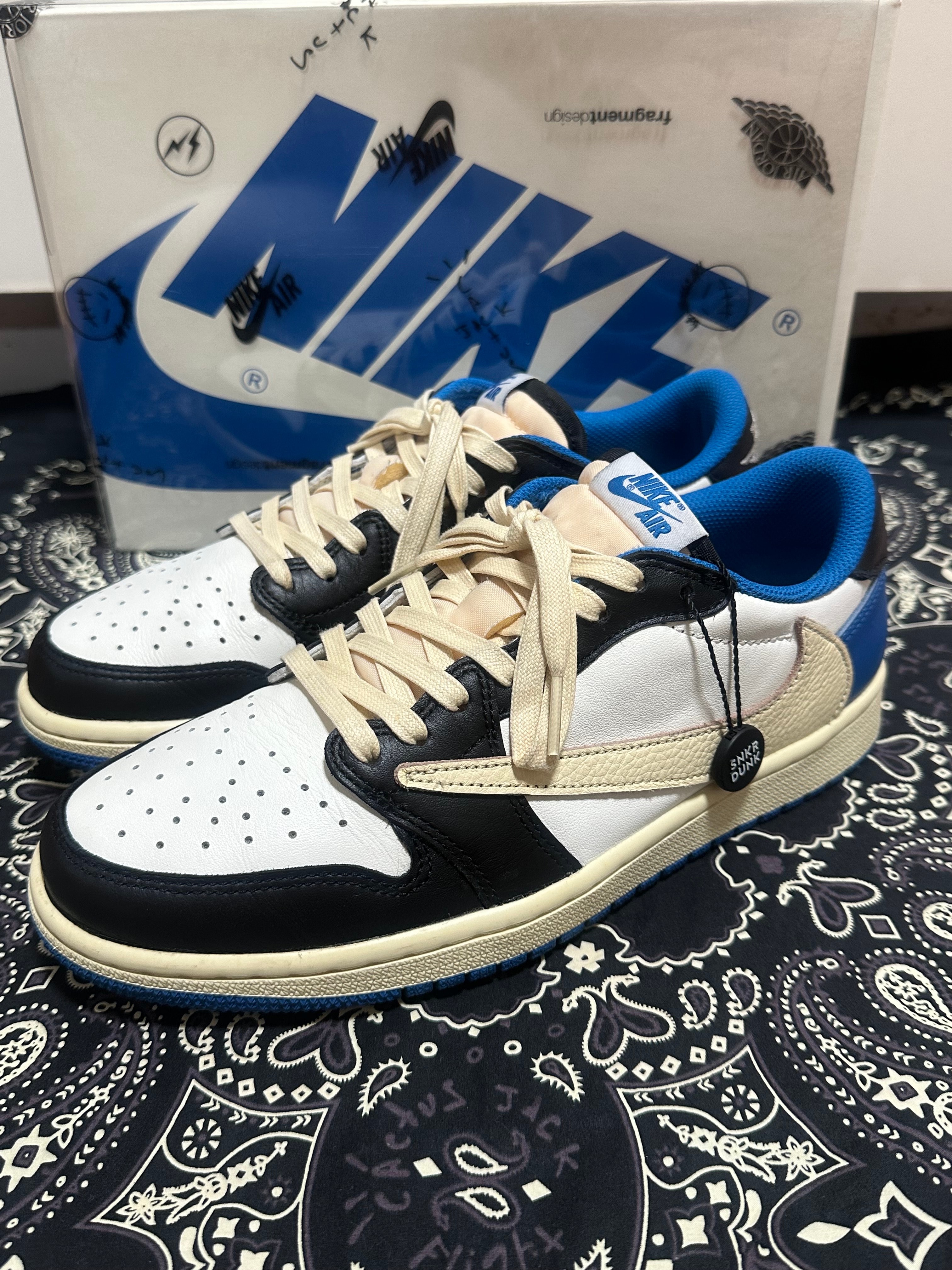 Travis Scott × fragment design × Nike Air Jordan 1 Low OG SP "Military Blue"