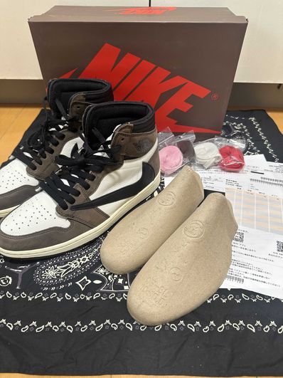 Travis Scott × Nike Air Jordan 1 Retro High OG TS SP "Sail/Dark Mocha"
