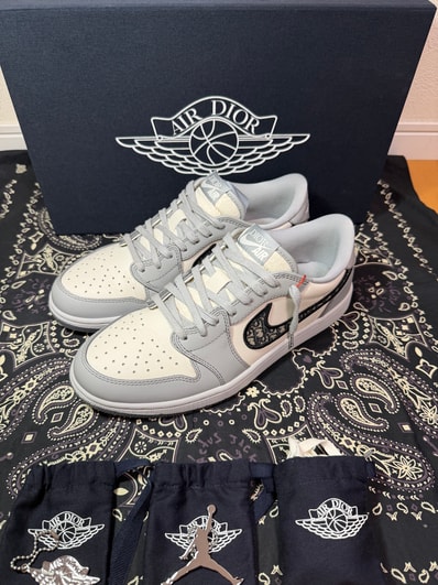 Dior × Nike Air Jordan 1 Low OG "Wolf Grey"