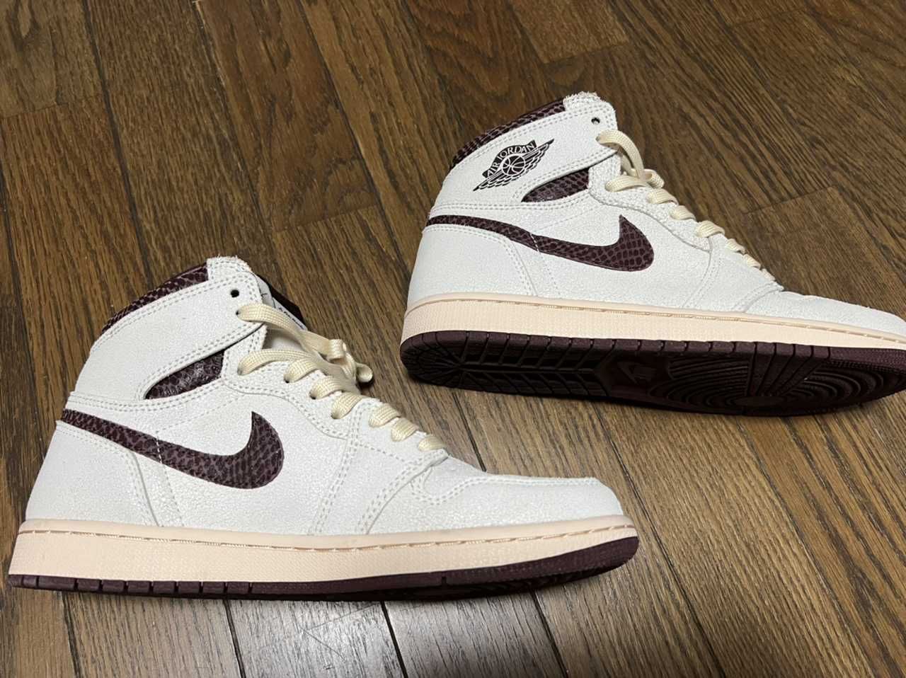 A Ma Maniere × Nike Air Jordan 1 Retro High OG "Sail and Burgundy"