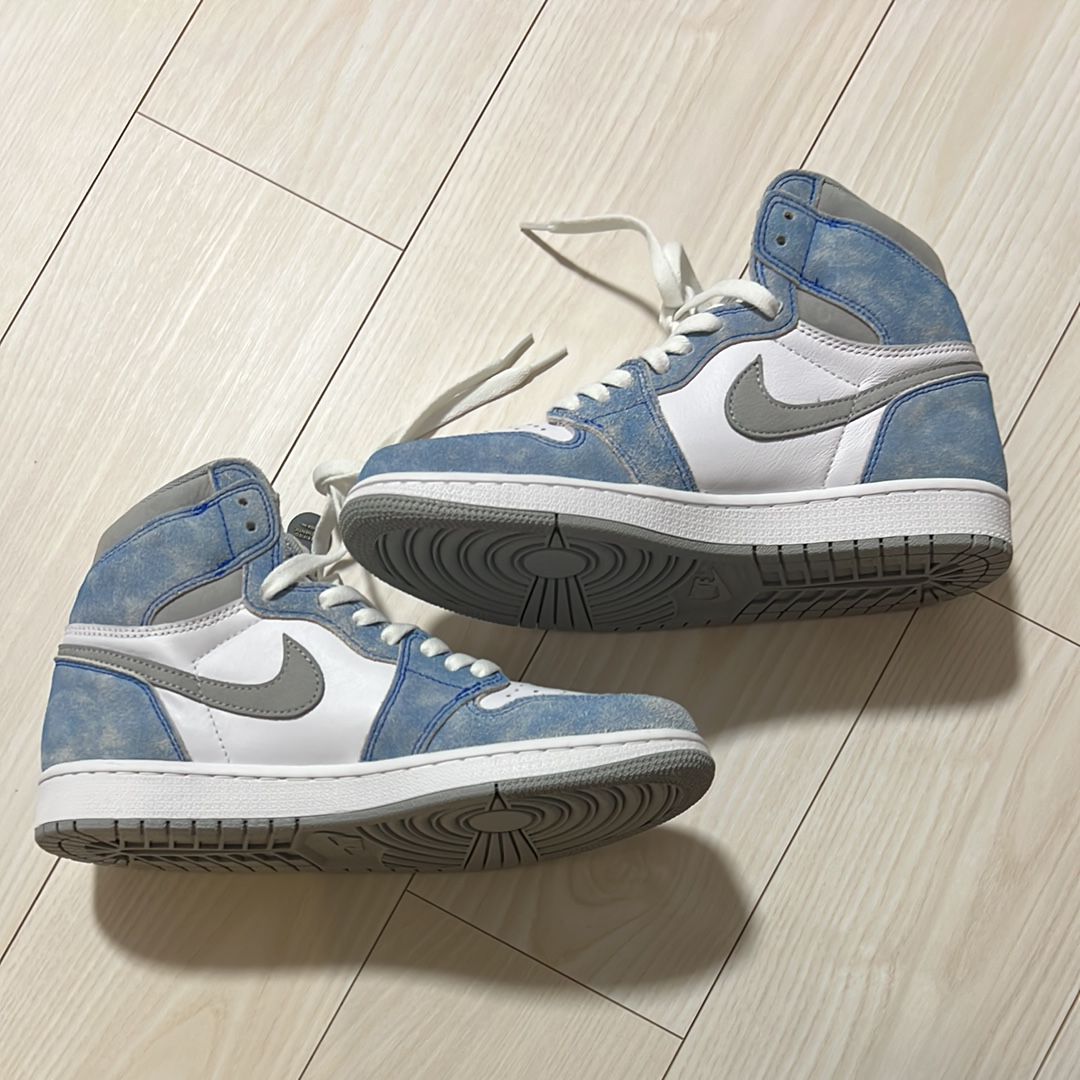 Nike Air Jordan 1 High OG "Hyper Royal"