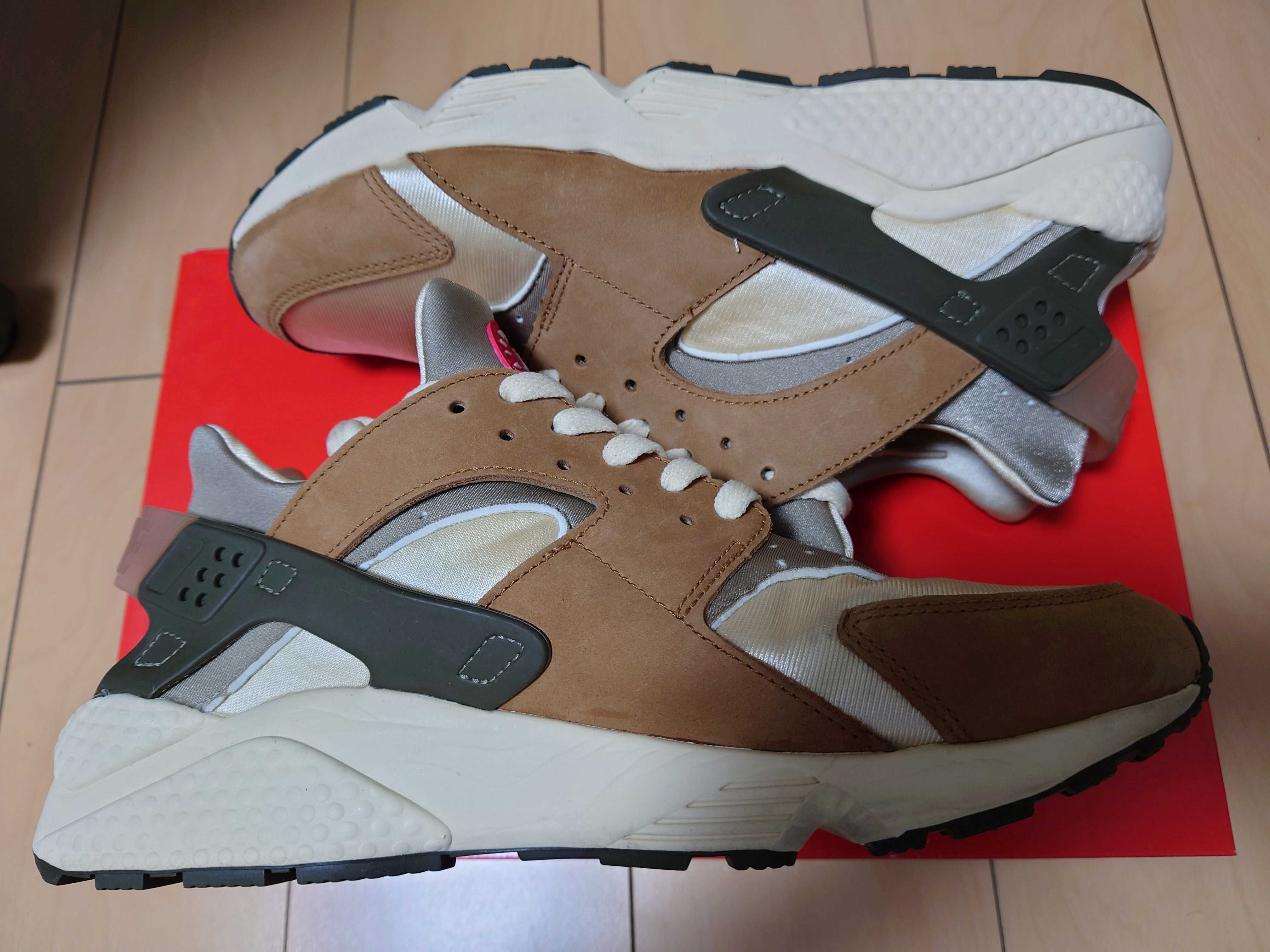 Stussy × Nike Air Huarache "Desert Oak"