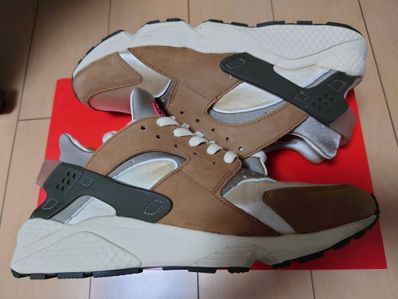 Stussy × Nike Air Huarache "Desert Oak"