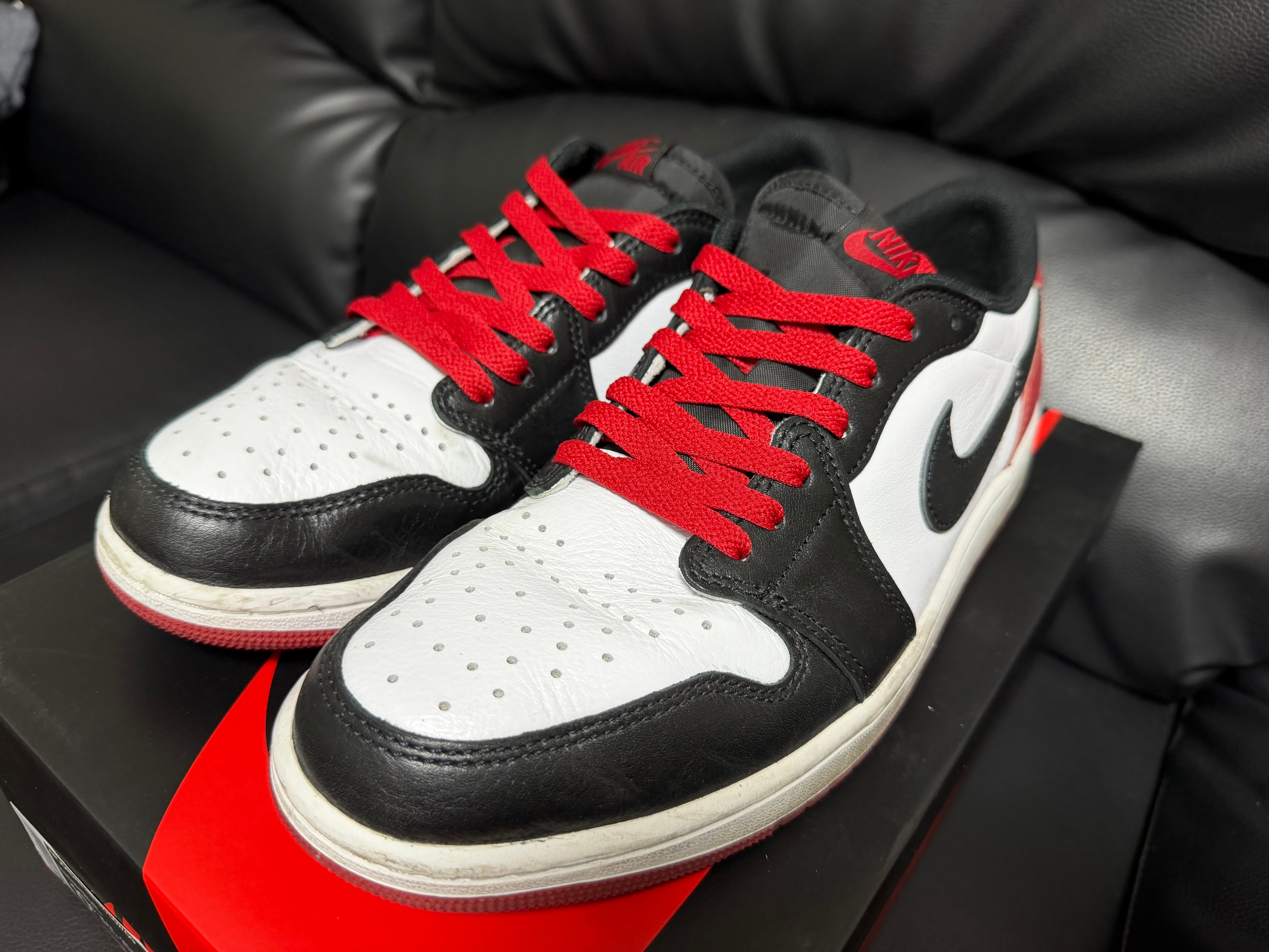 Nike Air Jordan 1 Retro Low OG "Black Toe"