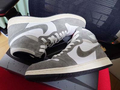 Nike GS Air Jordan 1 Retro High OG "Black and Smoke Grey"