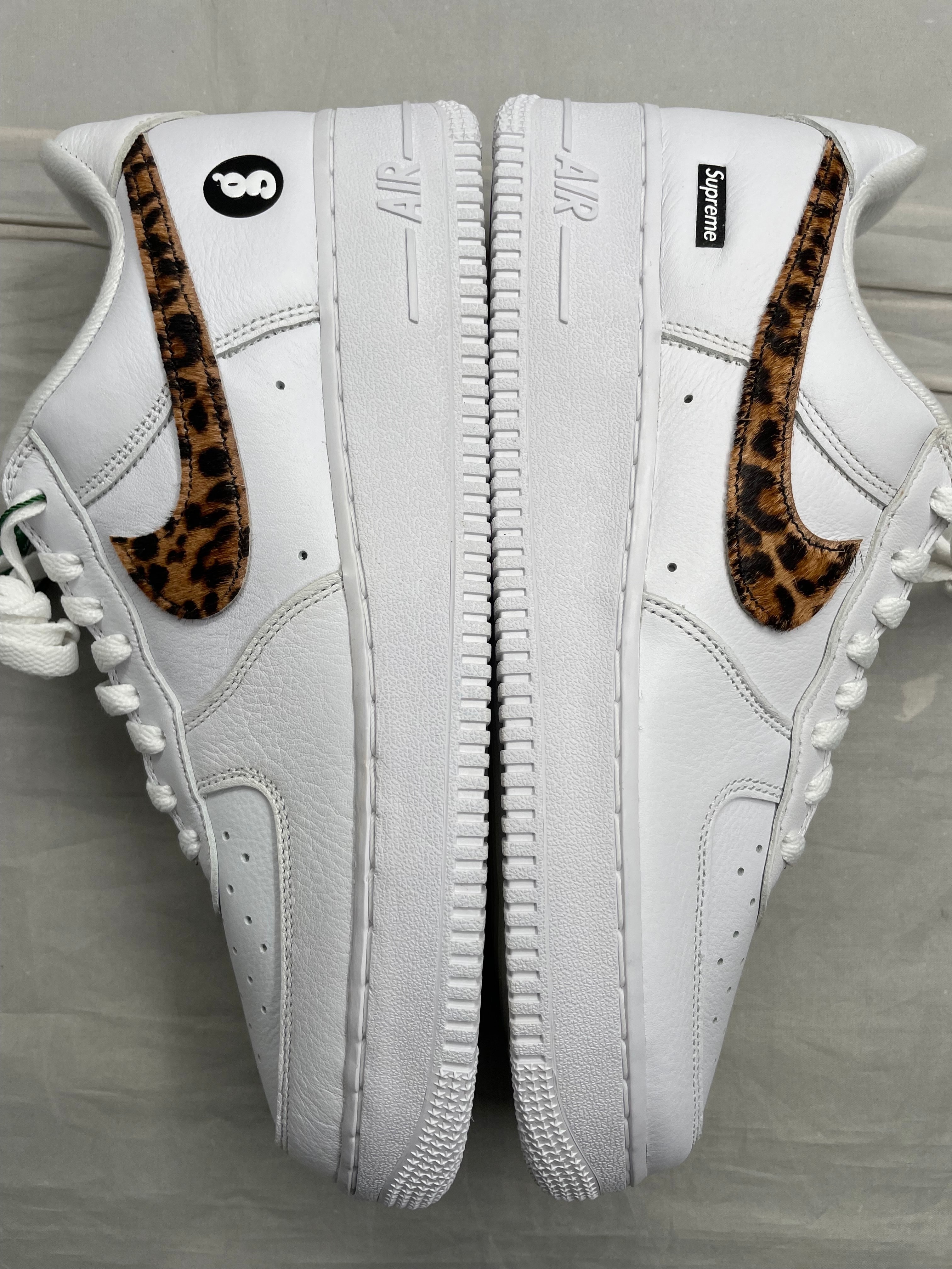 GOODENOUGH × Supreme × Nike Air Force 1 Low "White/Leopard" (25SS Week15)