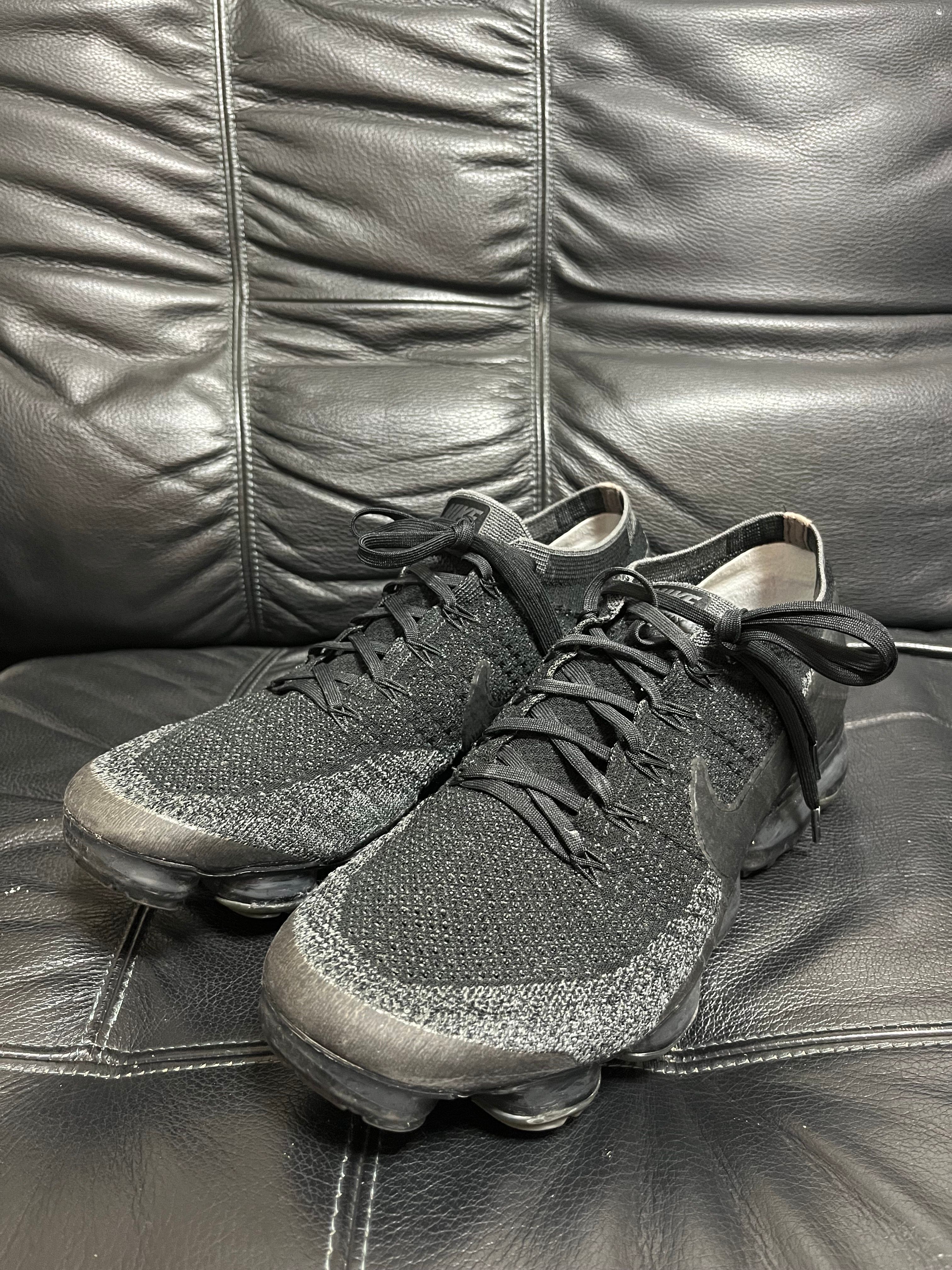 Nike Air Vapormax Flyknit "Triple. Black 2.0"