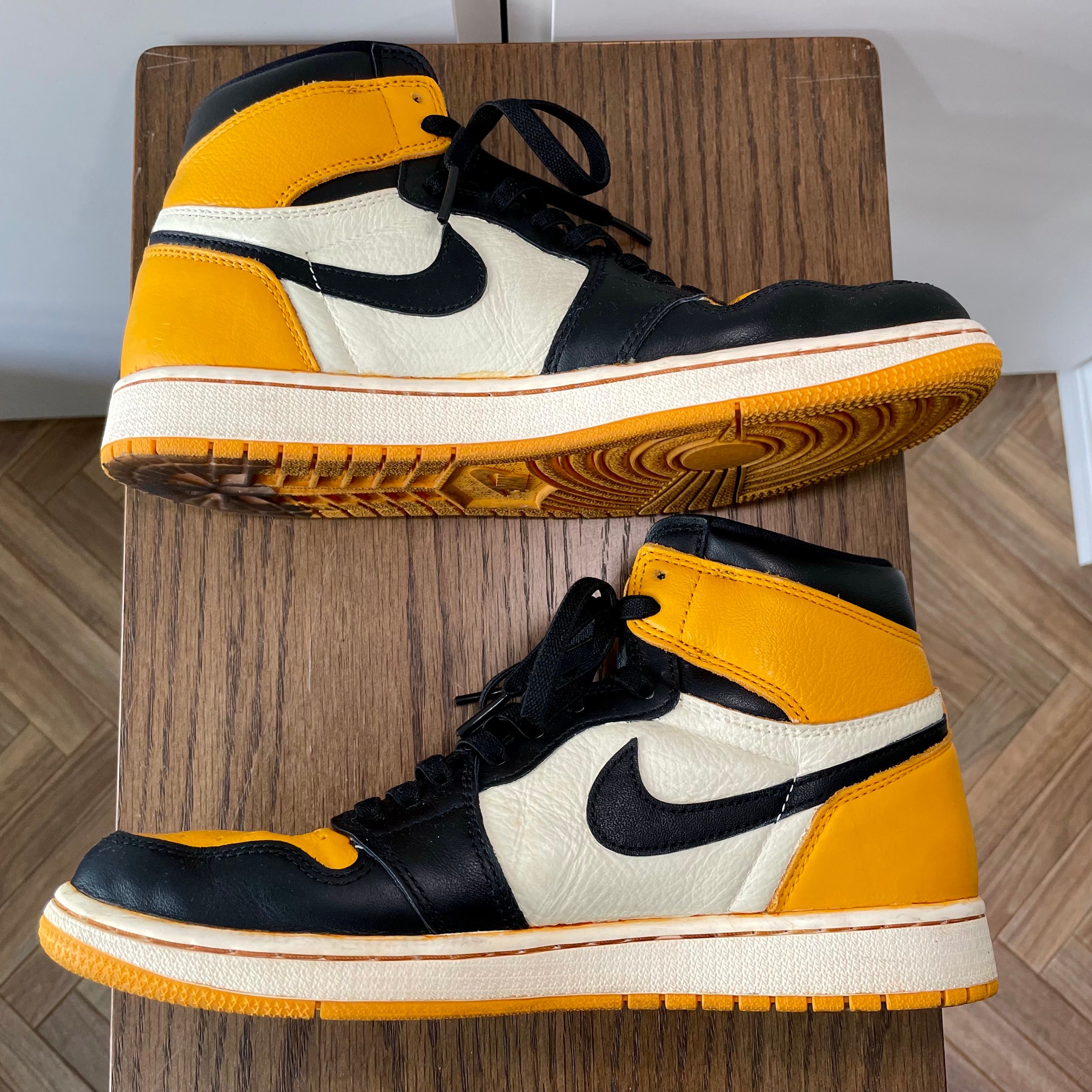 Nike Air Jordan 1 Retro High OG "Taxi"