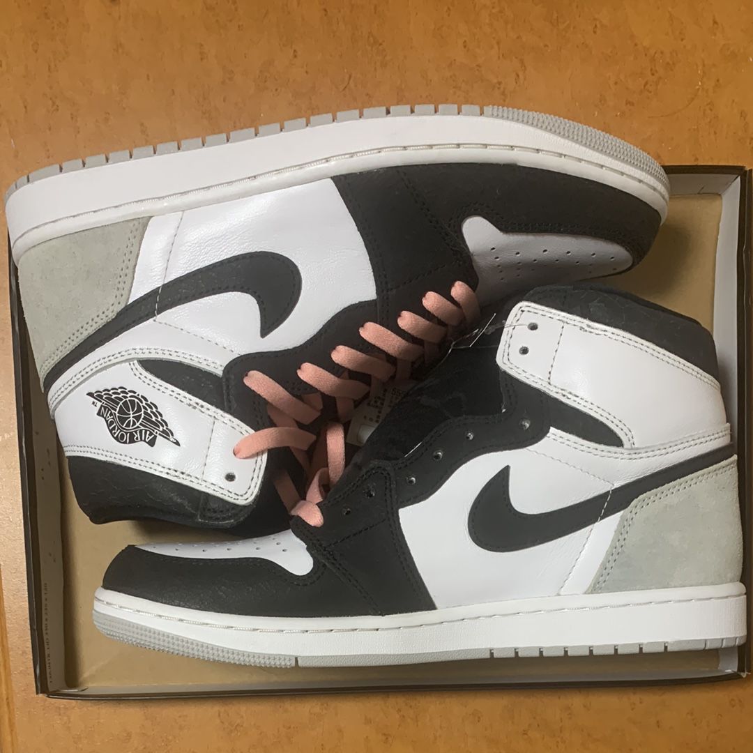Nike Air Jordan 1 High OG "Bleached Coral"