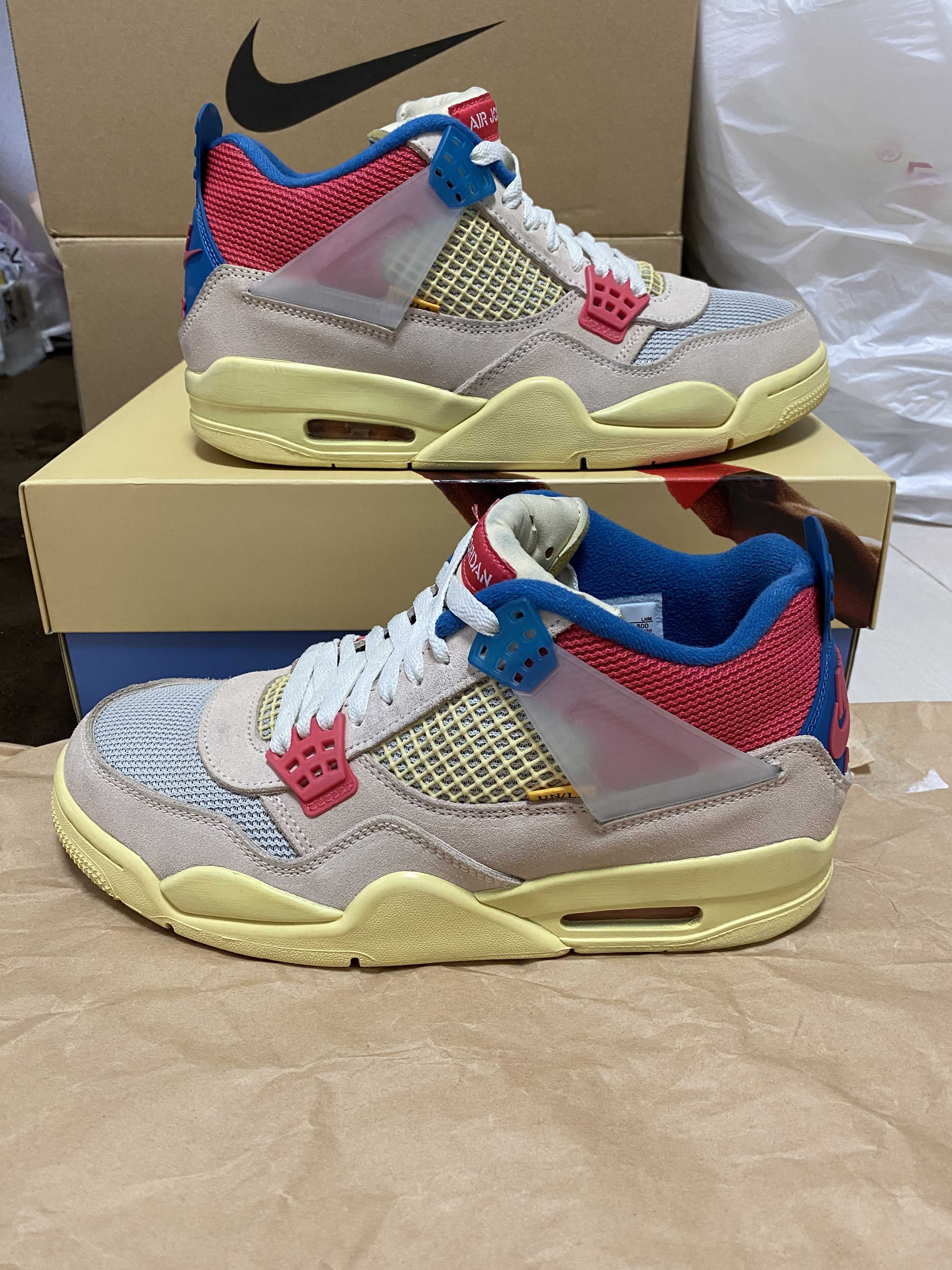 UNION × Nike Air Jordan 4 SP "Guava Ice/Light Fusion Red"