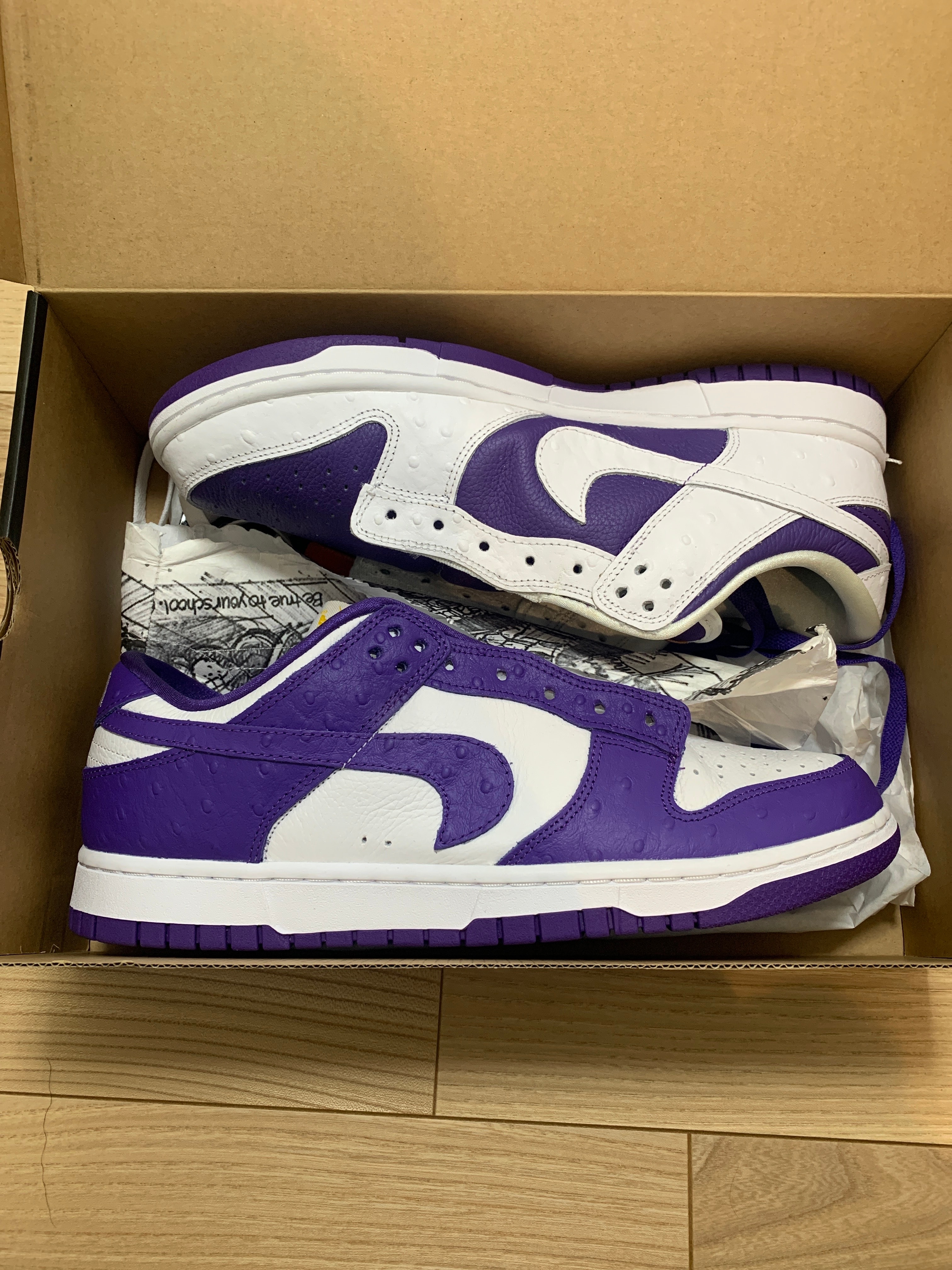 Nike Women's Dunk Low "Made You Look"