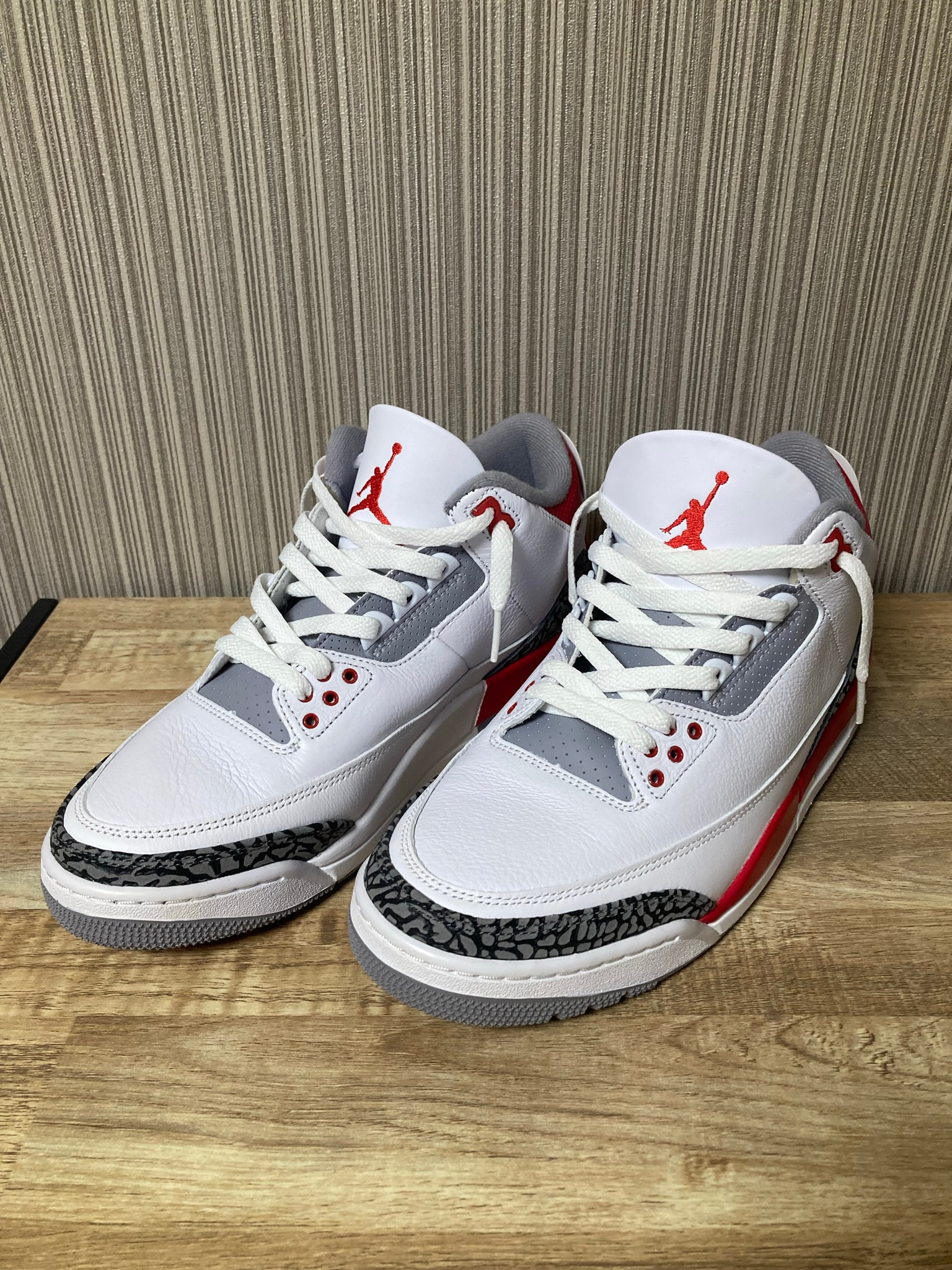 Nike Air Jordan 3 Retro OG "Fire Red" (2022)