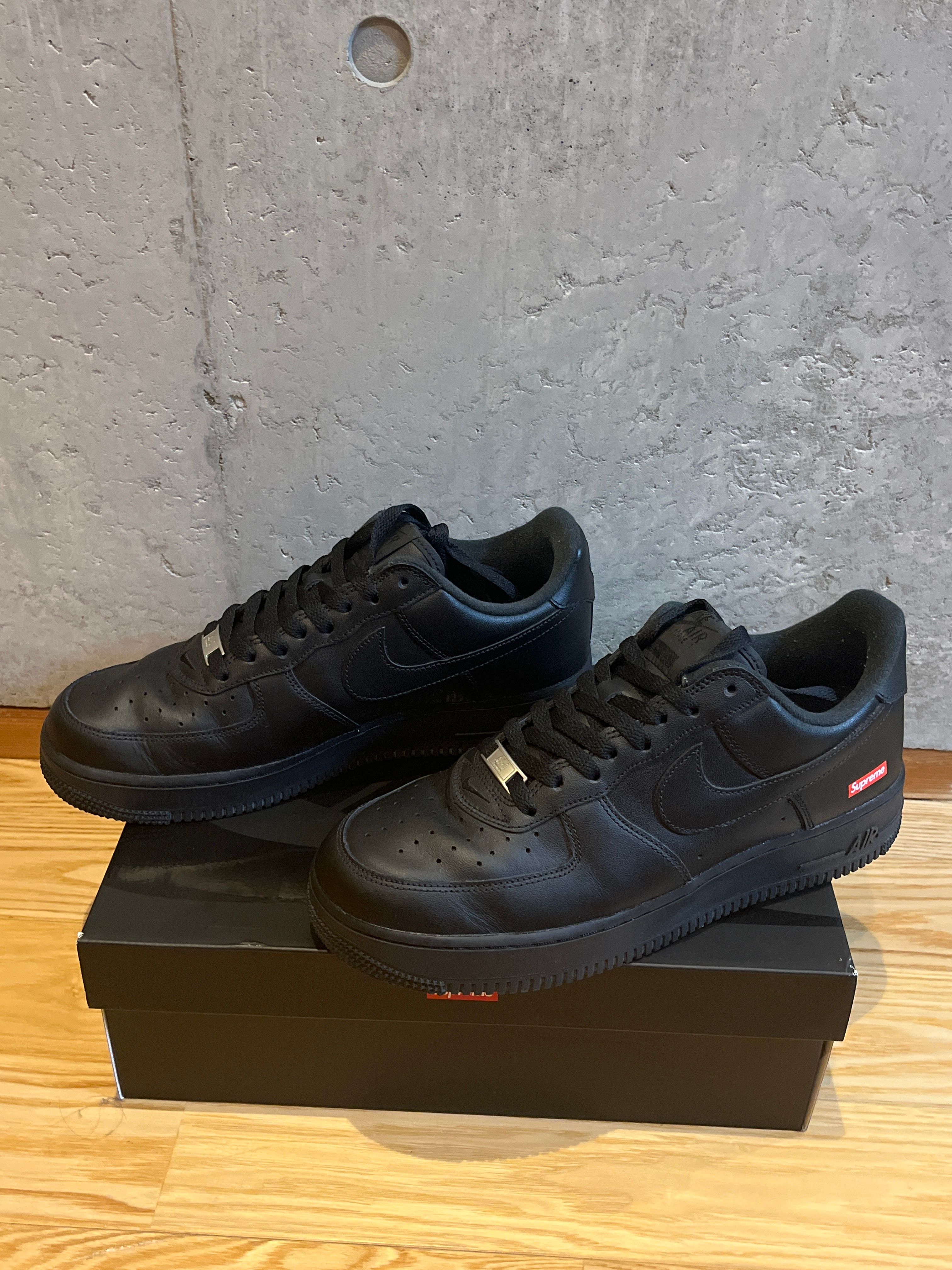 Supreme × Nike Air Force 1 Low "Black"