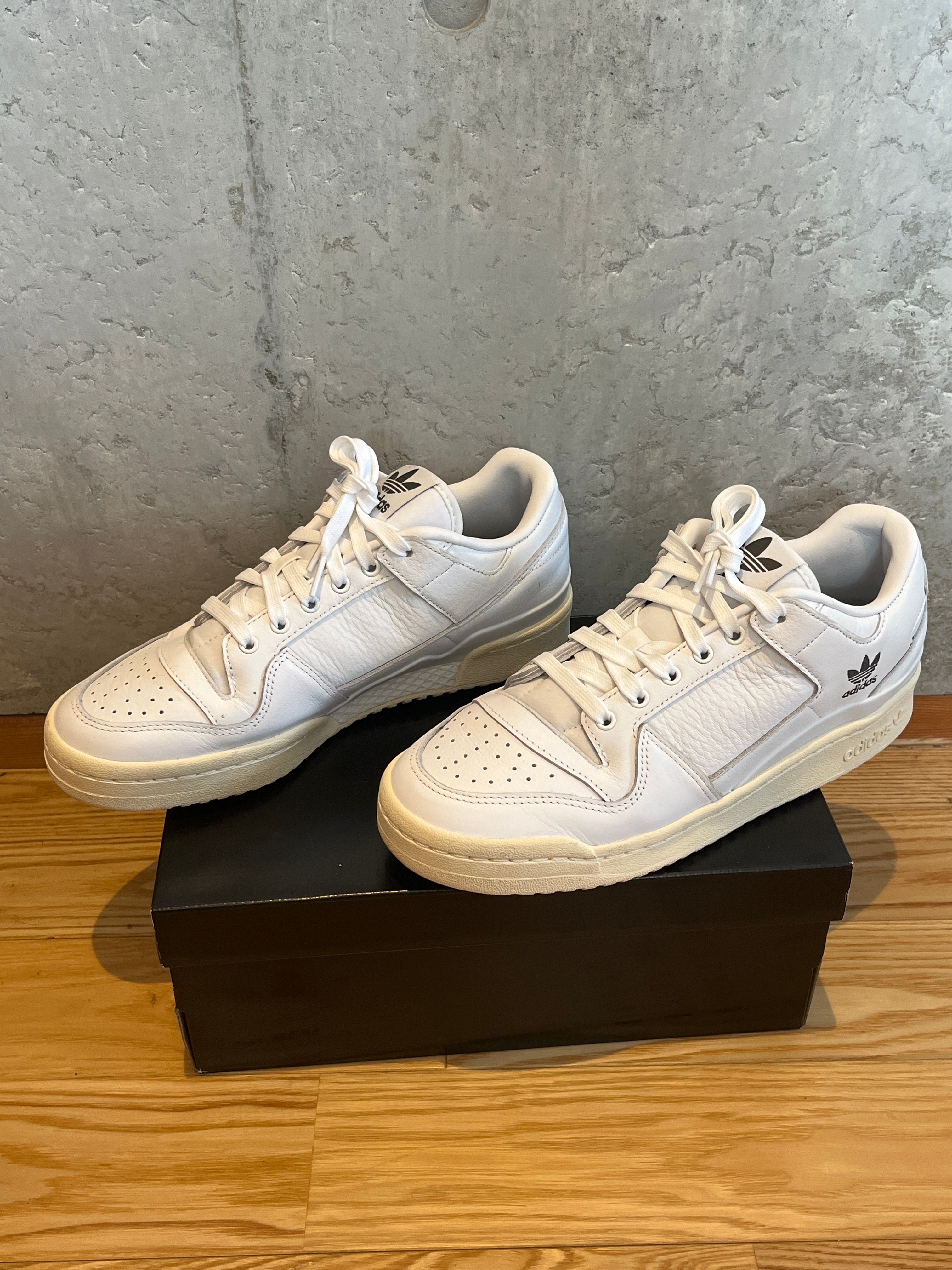 adidas Forum 84 Low ADV "White/Shadow Olive"