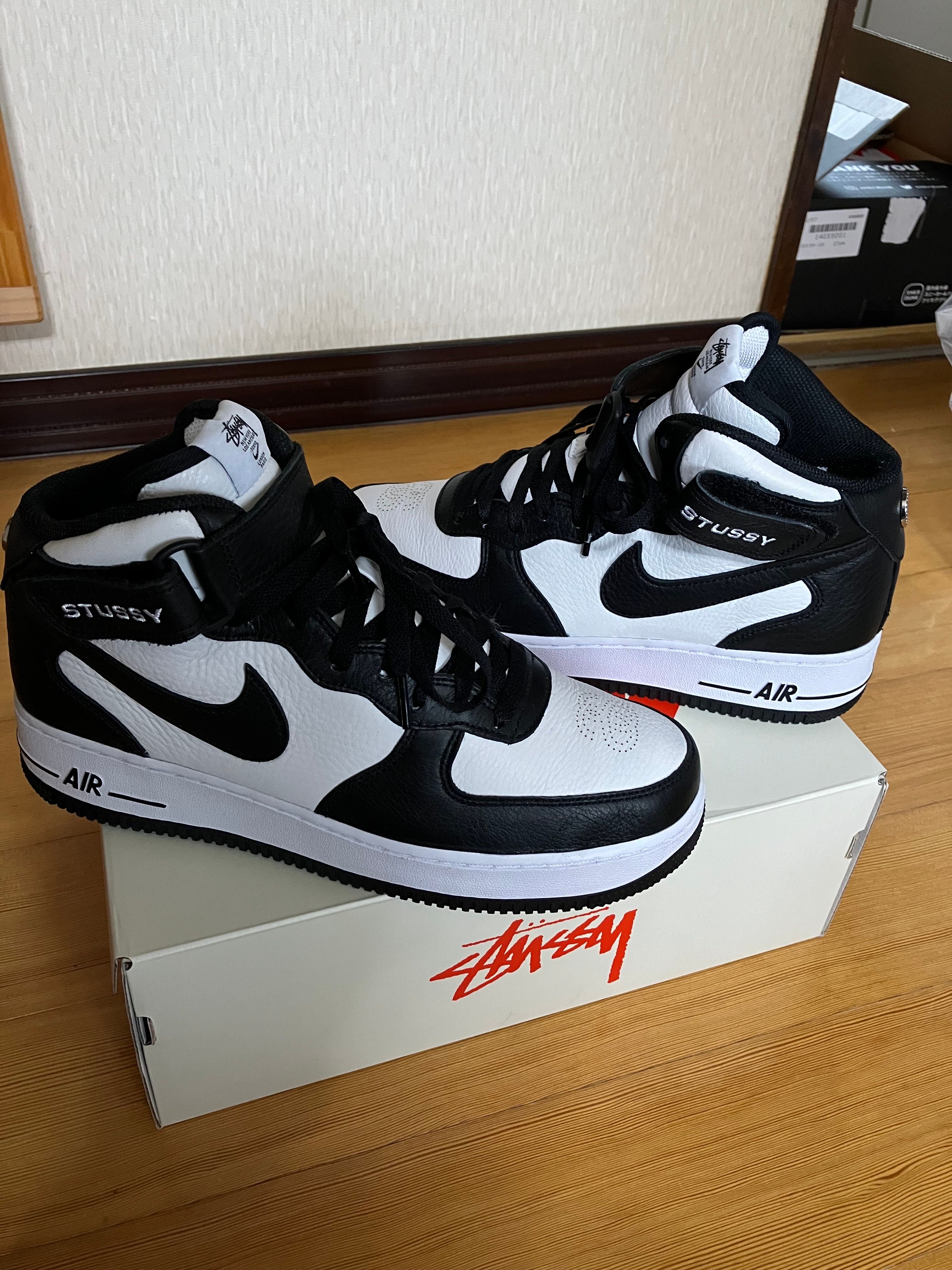 Stussy × Nike Air Force 1 Mid "Black and Light Bone"