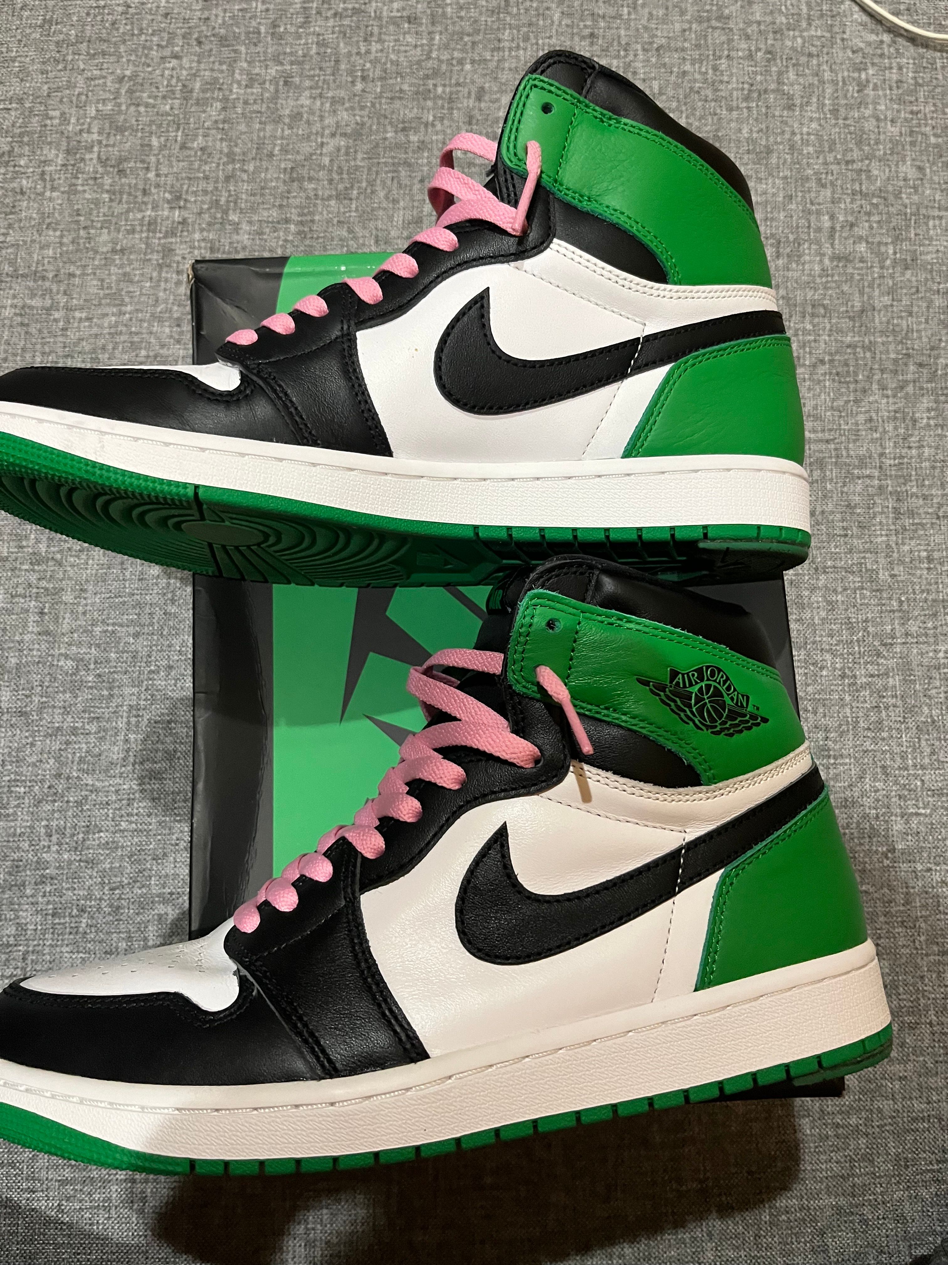 Nike Air Jordan 1 Retro High OG "Celtics/Black and Lucky Green" (2023)