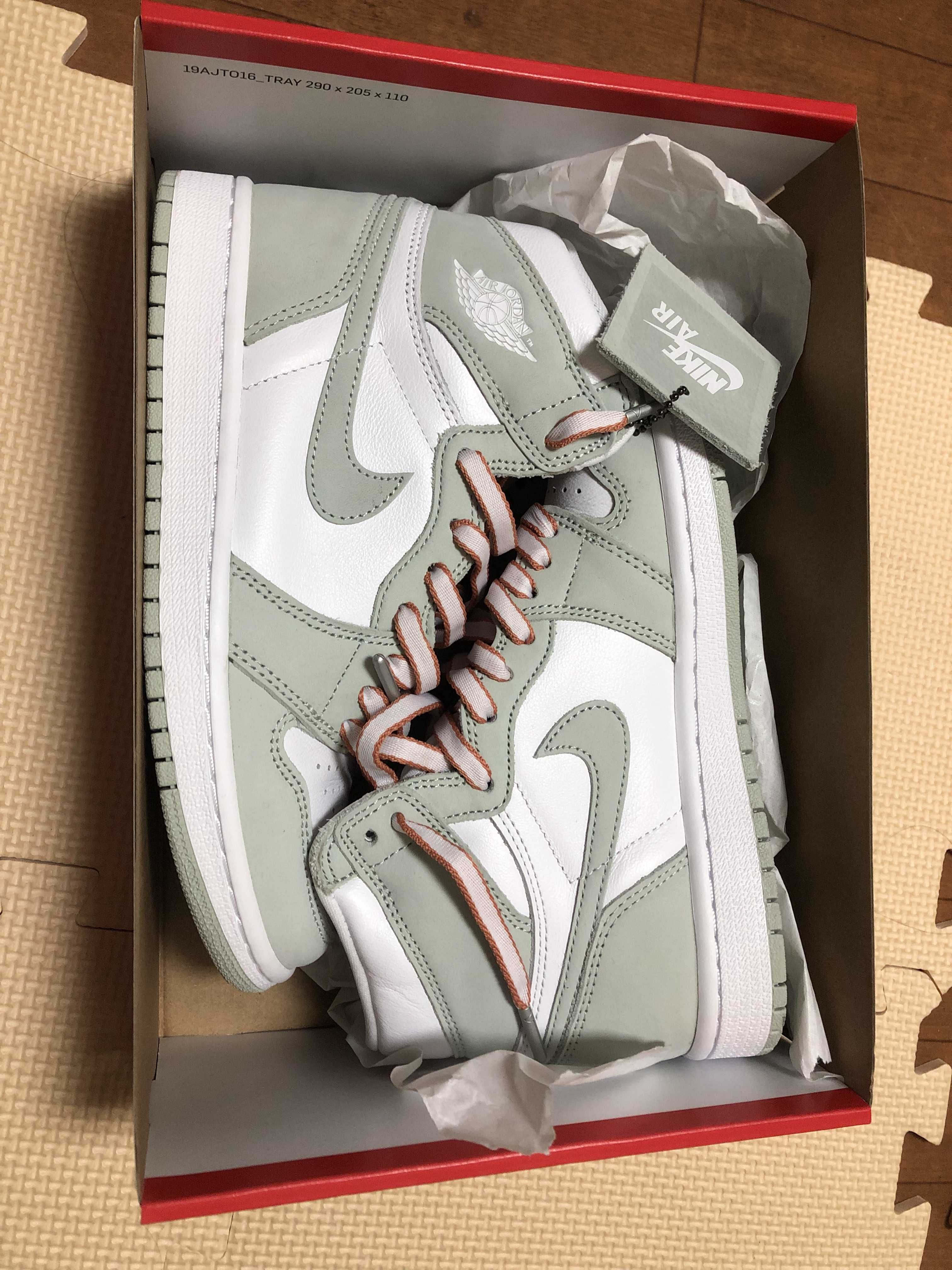 Nike Women's Air Jordan 1 High OG "Seafoam"