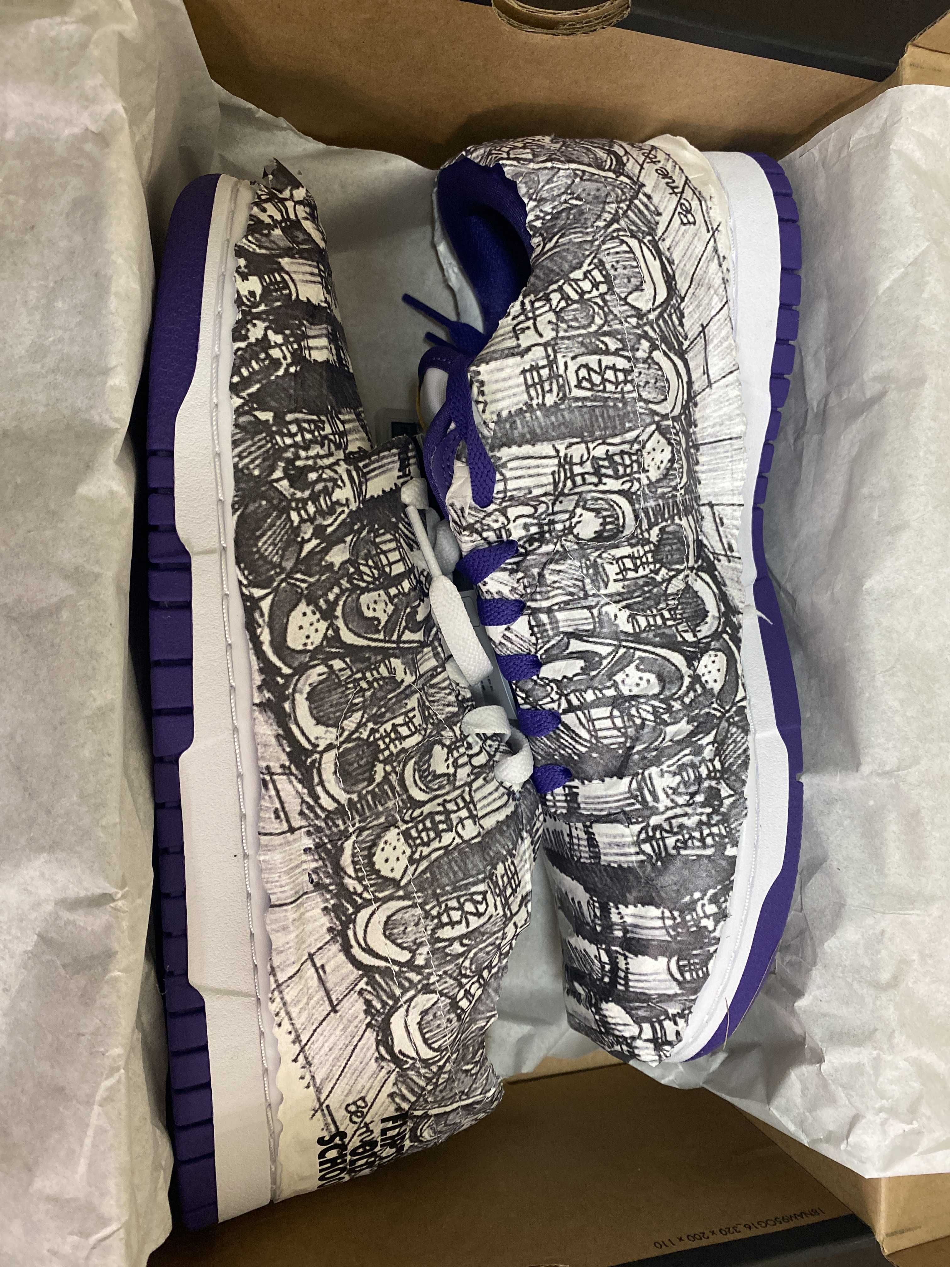 Nike Women's Dunk Low "Made You Look"