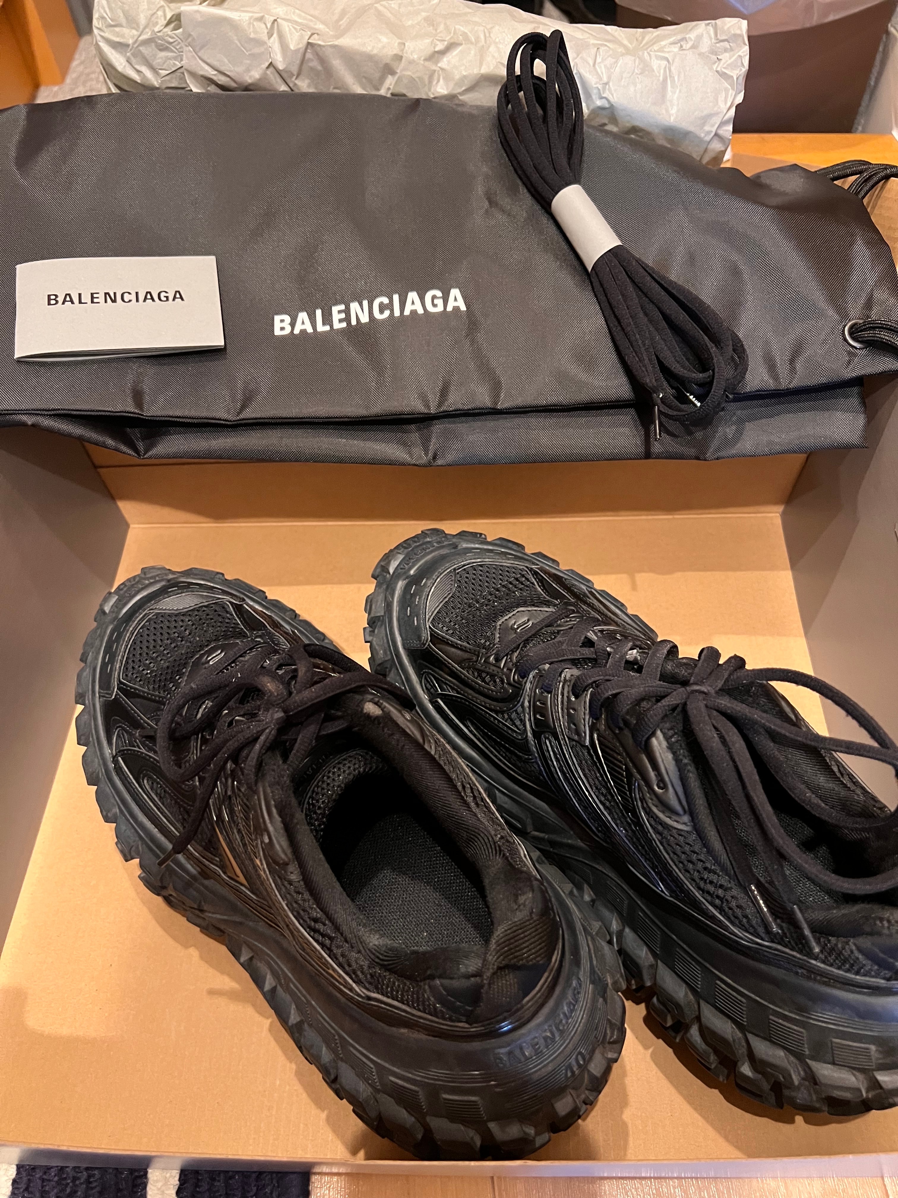 BALENCIAGA Bouncer (Defender) Sneaker "Black"