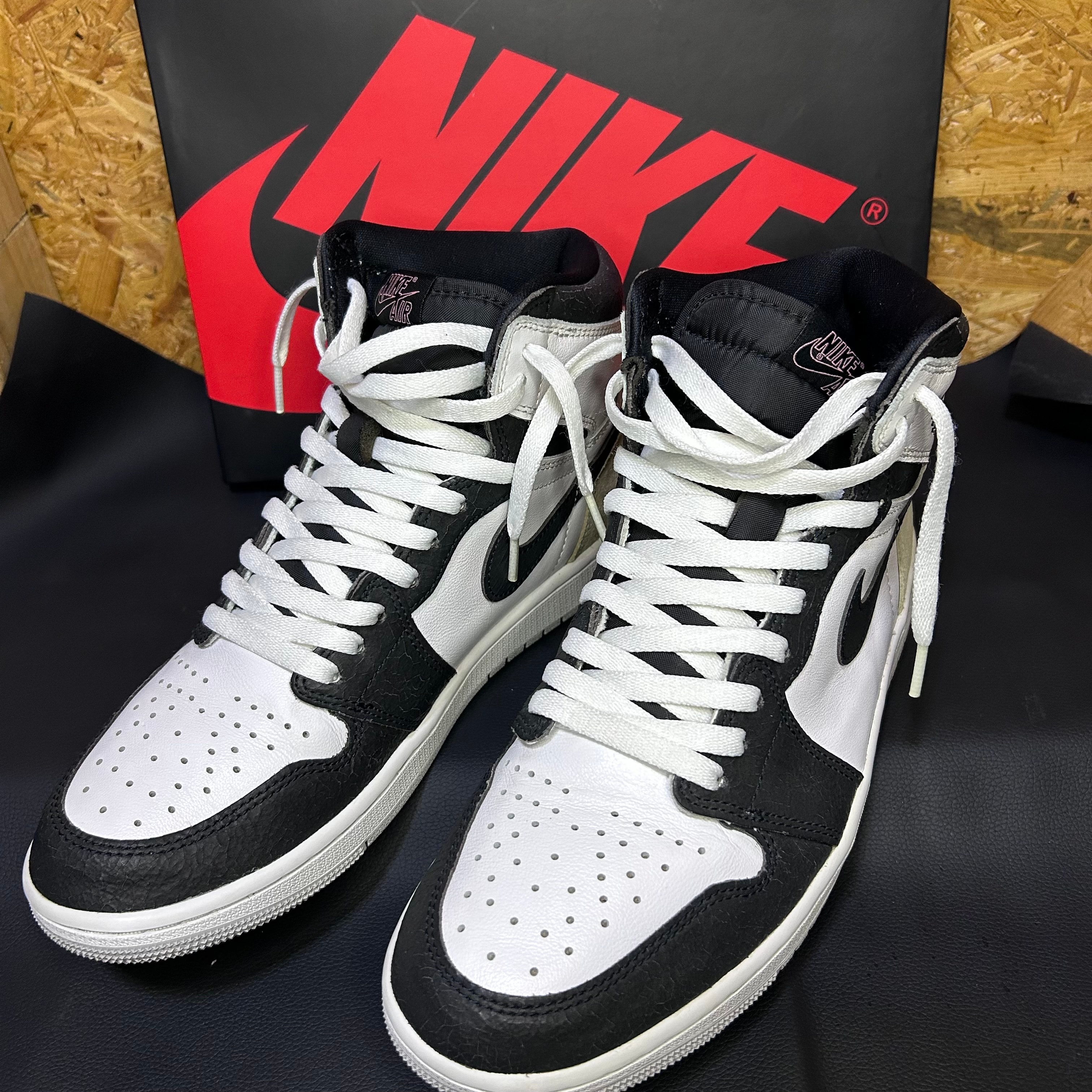 Nike Air Jordan 1 High OG "Bleached Coral"