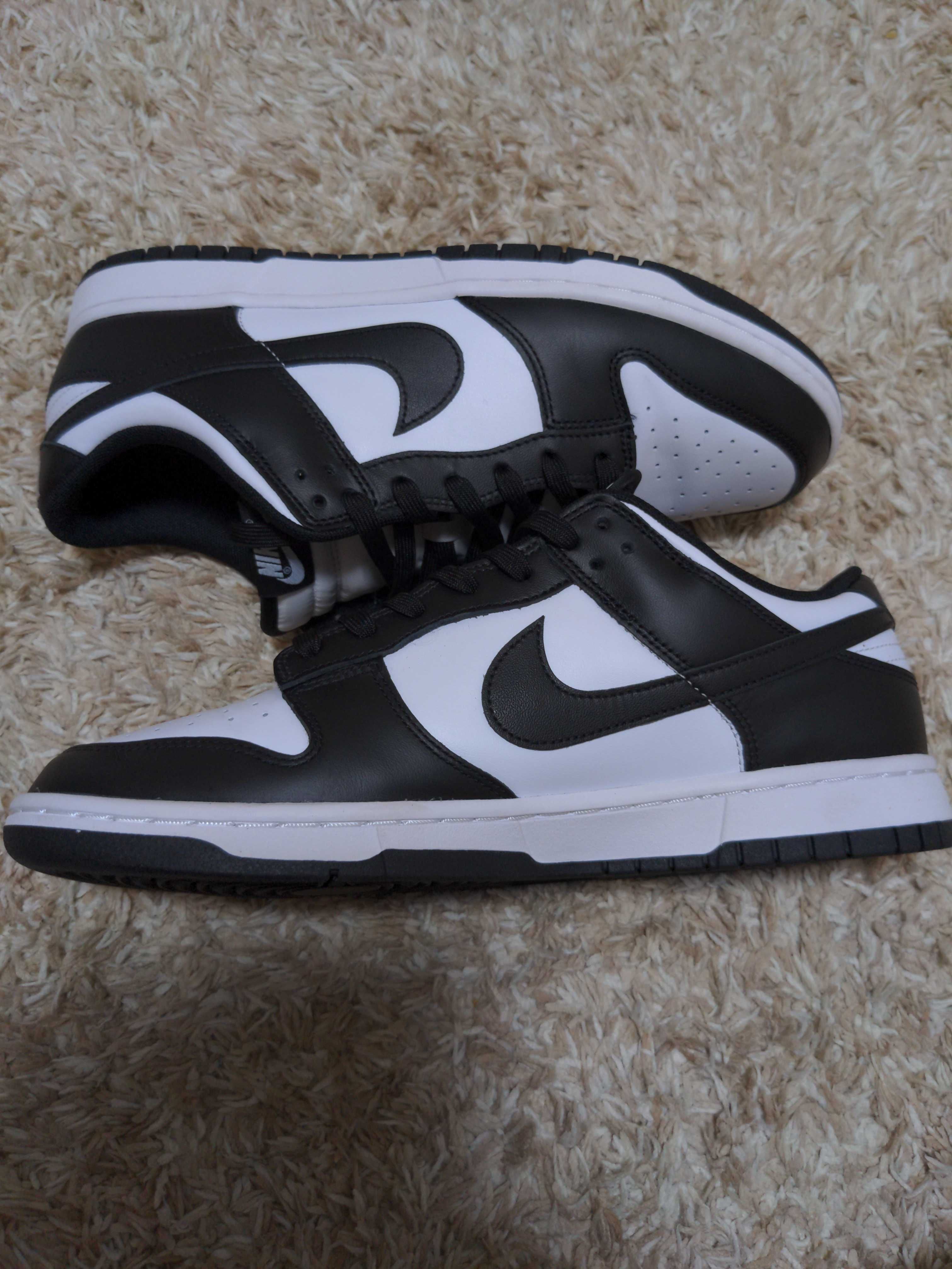 Nike Dunk Low Retro "Panda/White/Black"