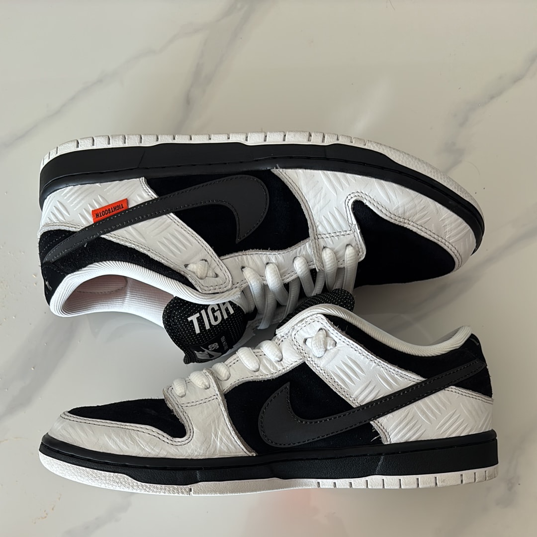 TIGHTBOOTH × Nike SB Dunk Low Pro QS "Black and White"