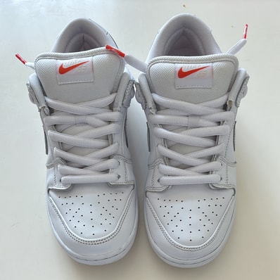 Nike SB Dunk Low Pro ISO "Triple White"