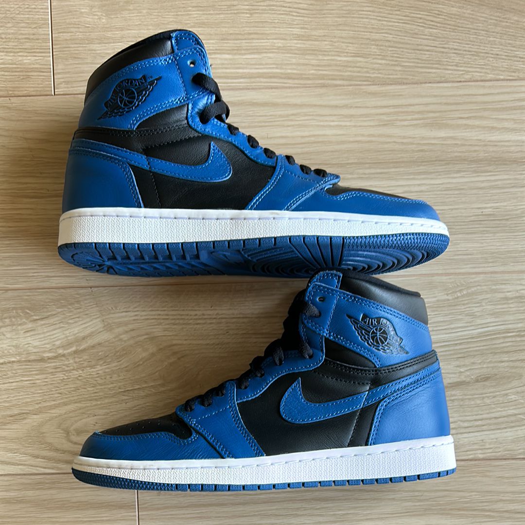 Nike Air Jordan 1 Retro High OG "Dark Marina Blue"