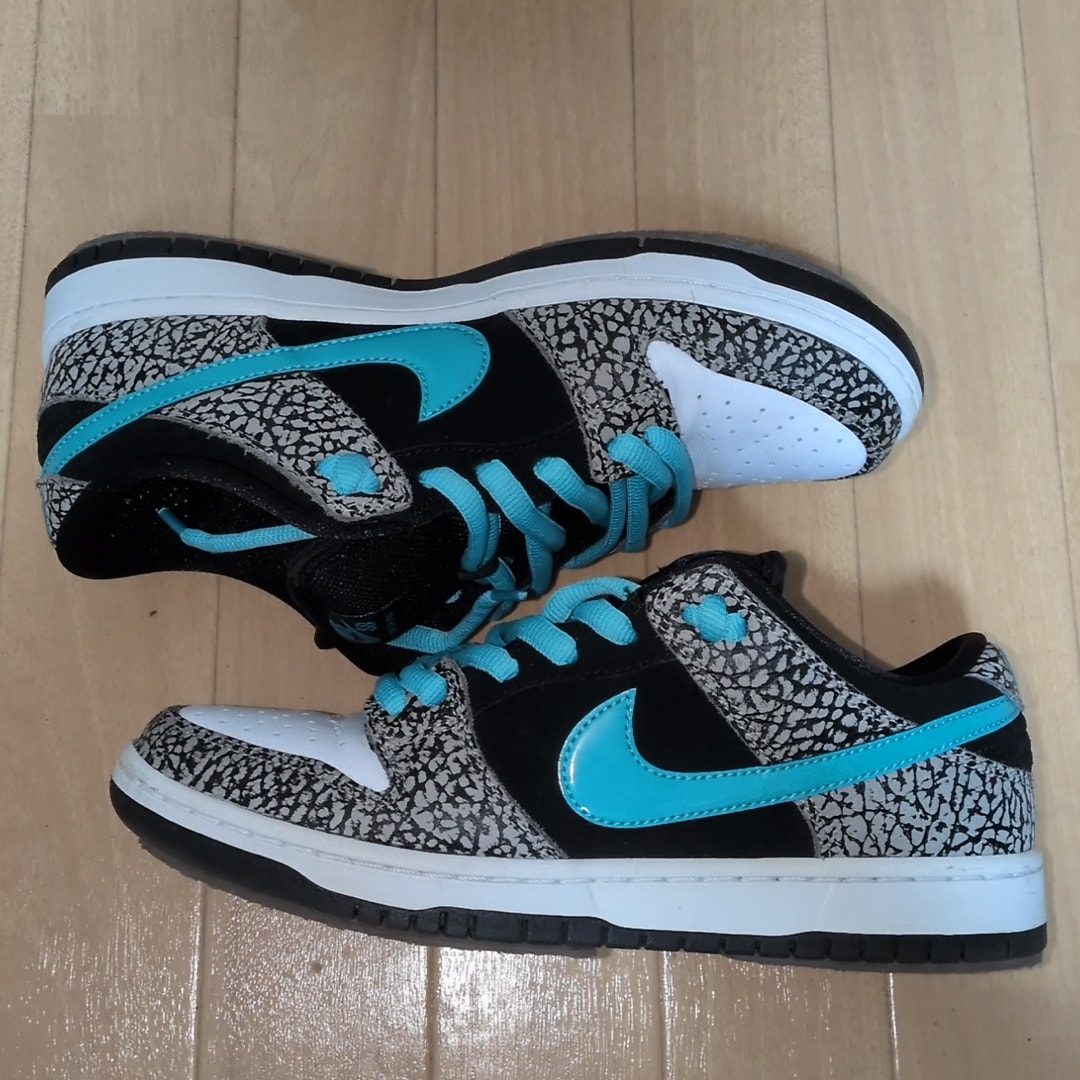 Nike SB Dunk Low "Elephant/Safari"