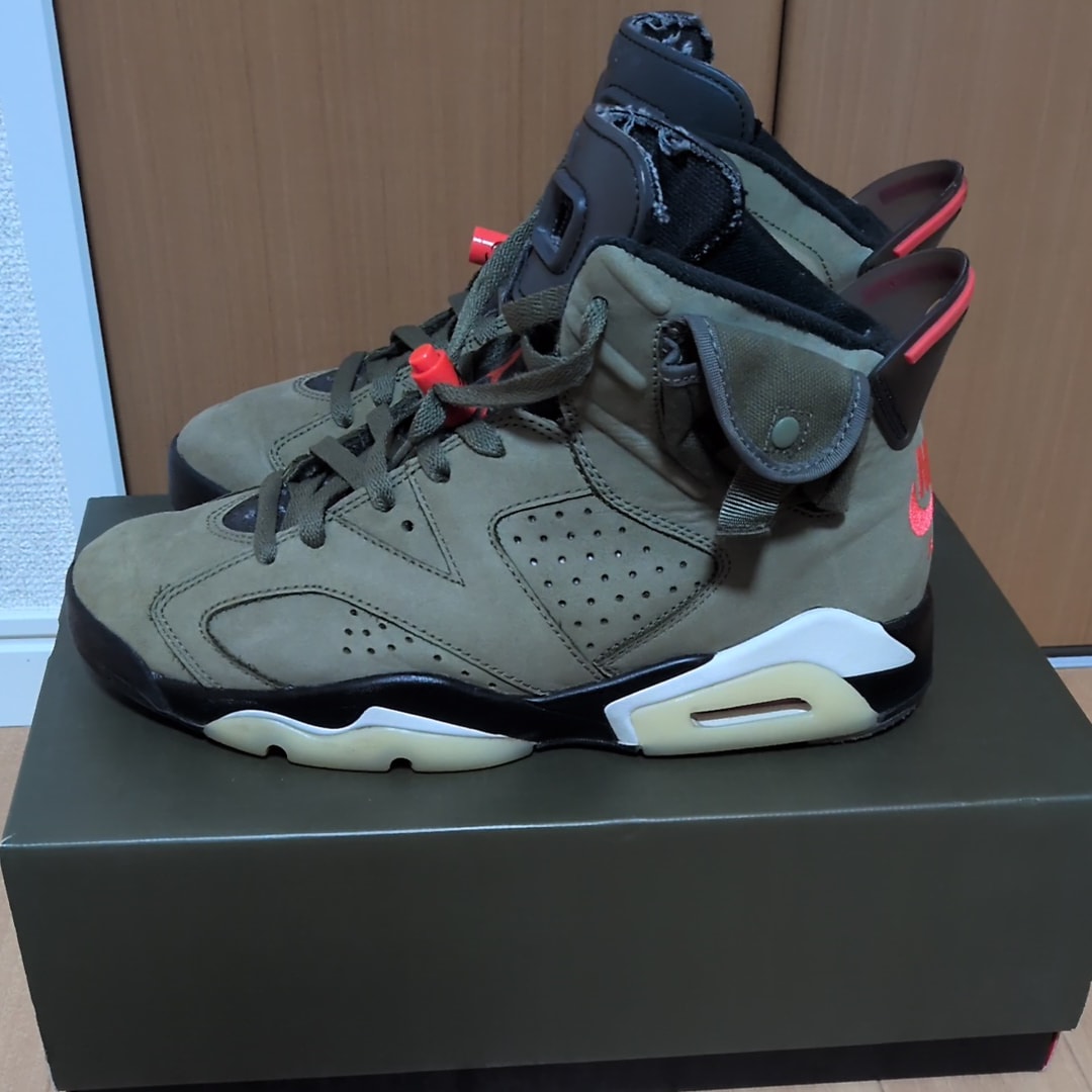 Travis Scott × Nike Air Jordan 6 Retro "Medium Olive"