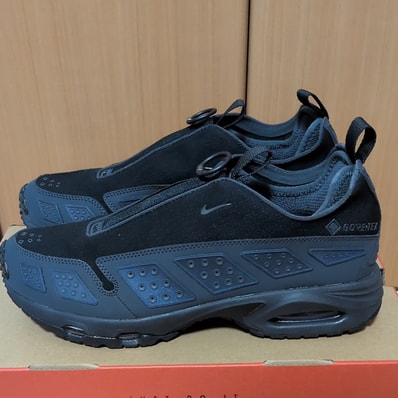 Nike Women's Air Max SNDR GORE-TEX "Black and Dark Smoke Grey"