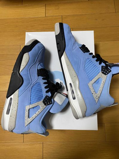 Nike Air Jordan 4 "University Blue"