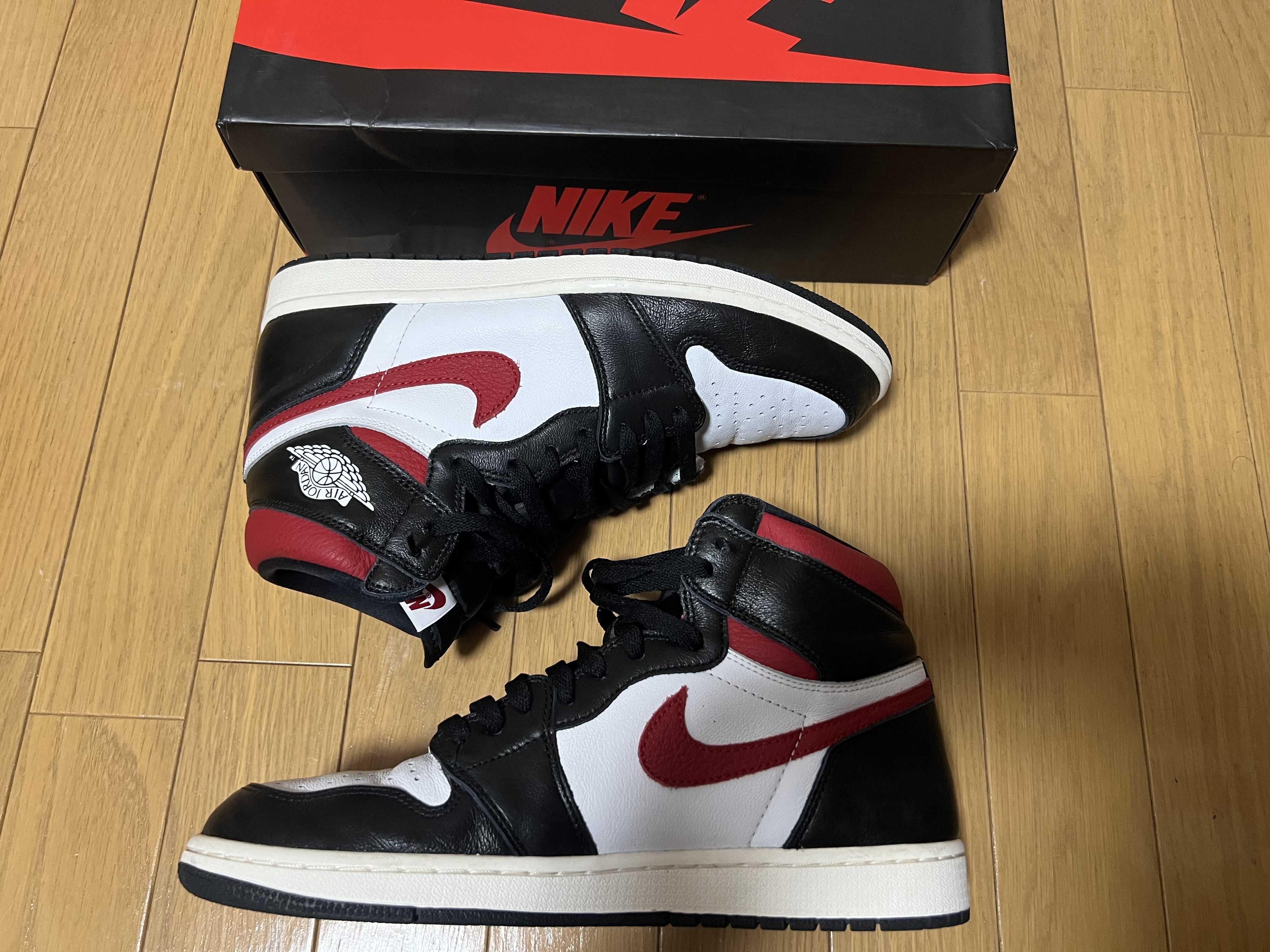 Nike Air Jordan 1 Retro High "Black/White/Sail/Gym Red"
