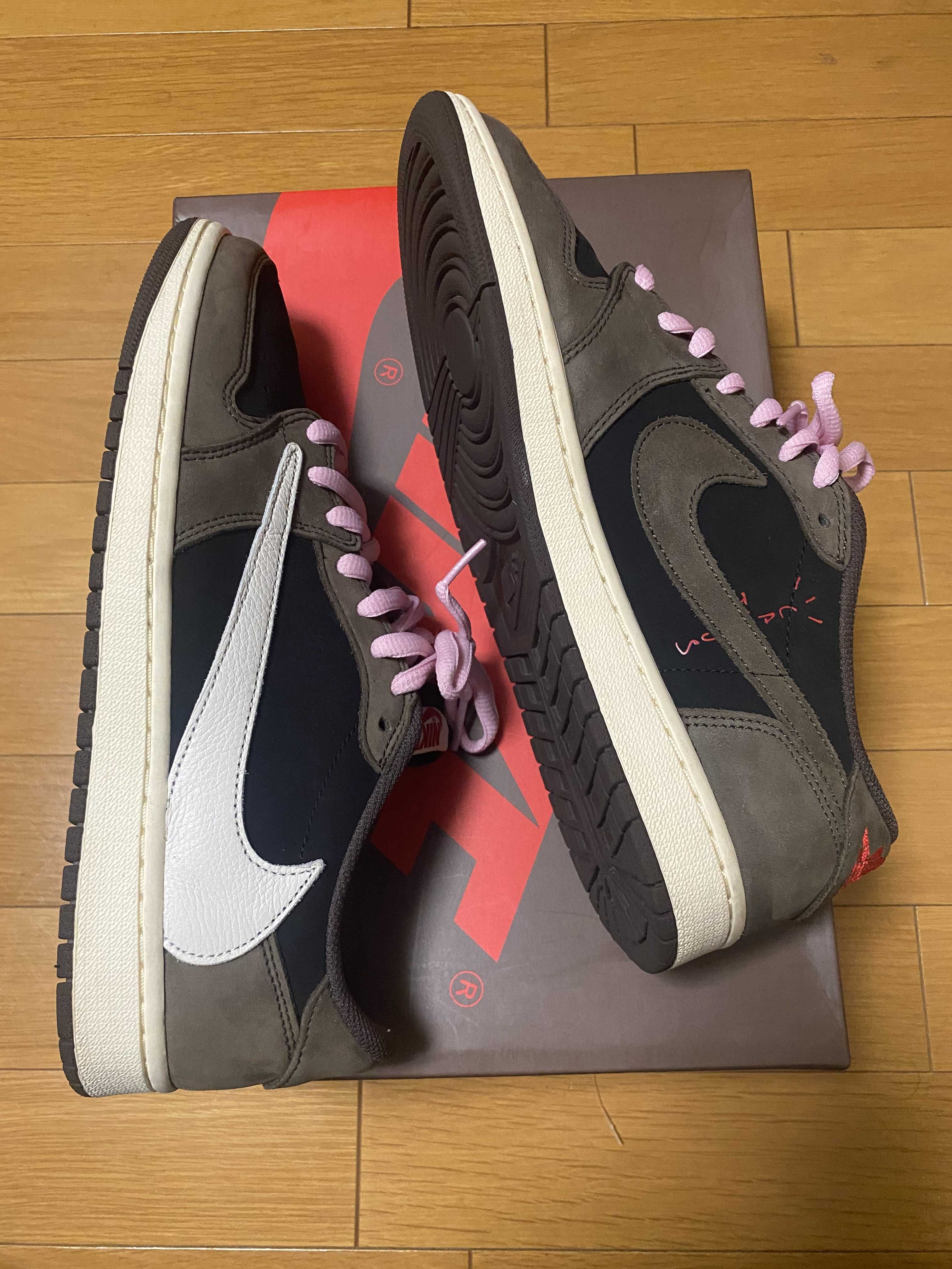 Travis Scott × Nike Air Jordan 1 Low OG SP-T "Black/Dark Mocha"