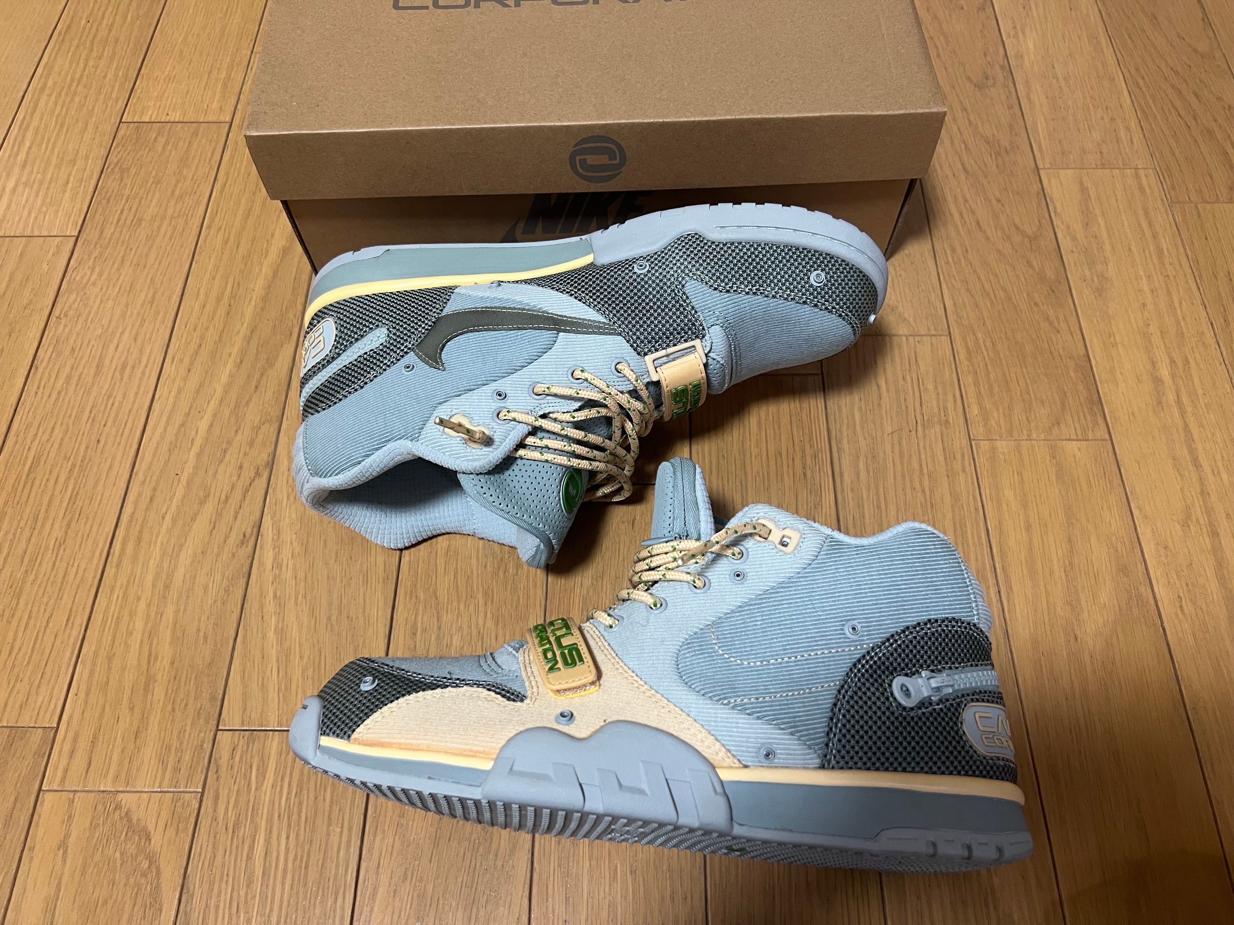 Travis Scott × Nike Air Trainer 1 SP "Grey Haze and Dusty Sage"