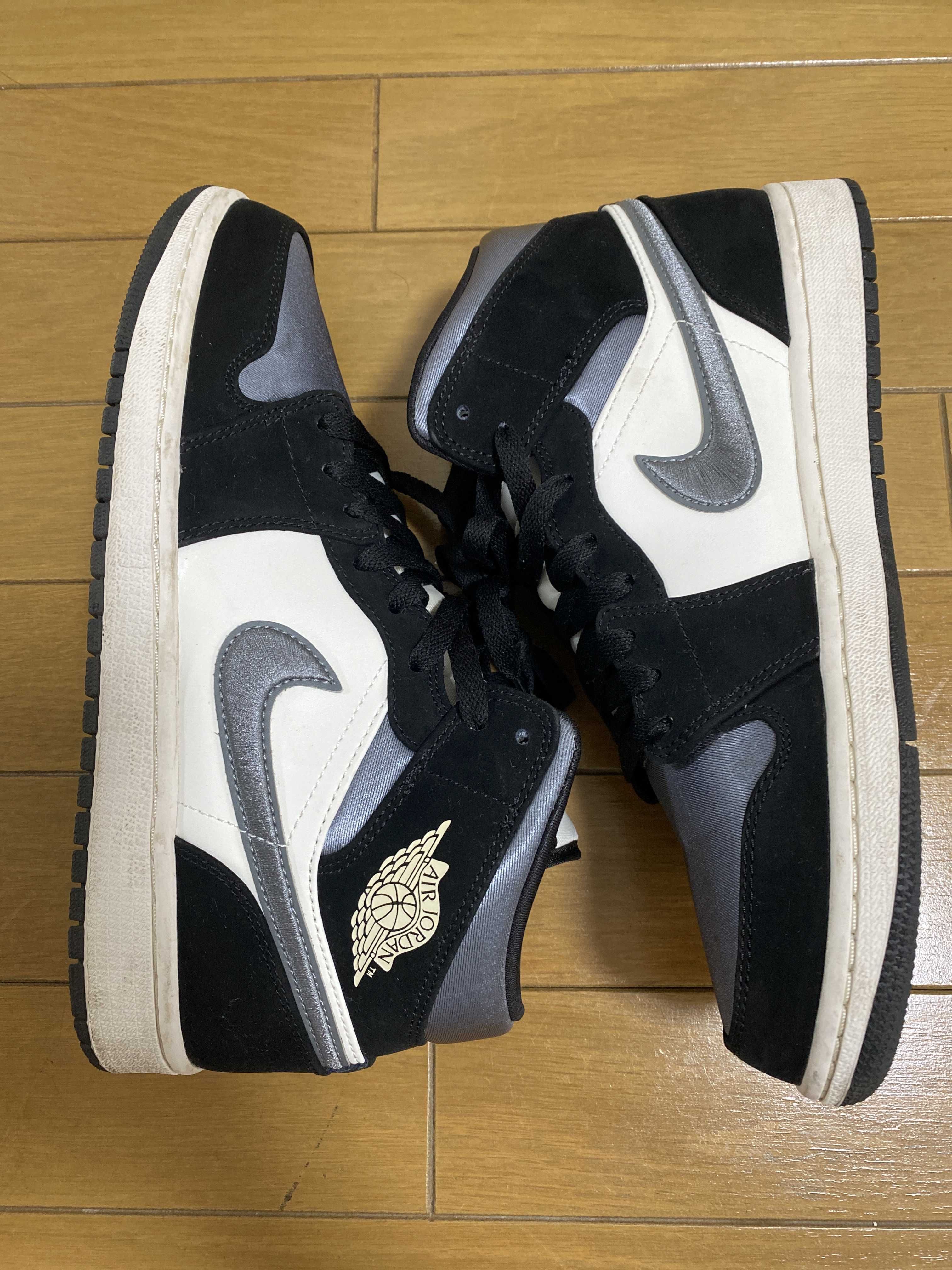 NIKE AIR JORDAN 1 MID SE "WHITE/BLACK/SATIN BLUE"