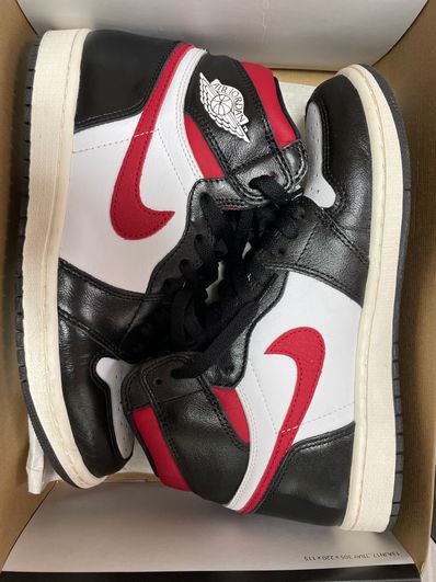 Nike Air Jordan 1 Retro High "Black/White/Sail/Gym Red"
