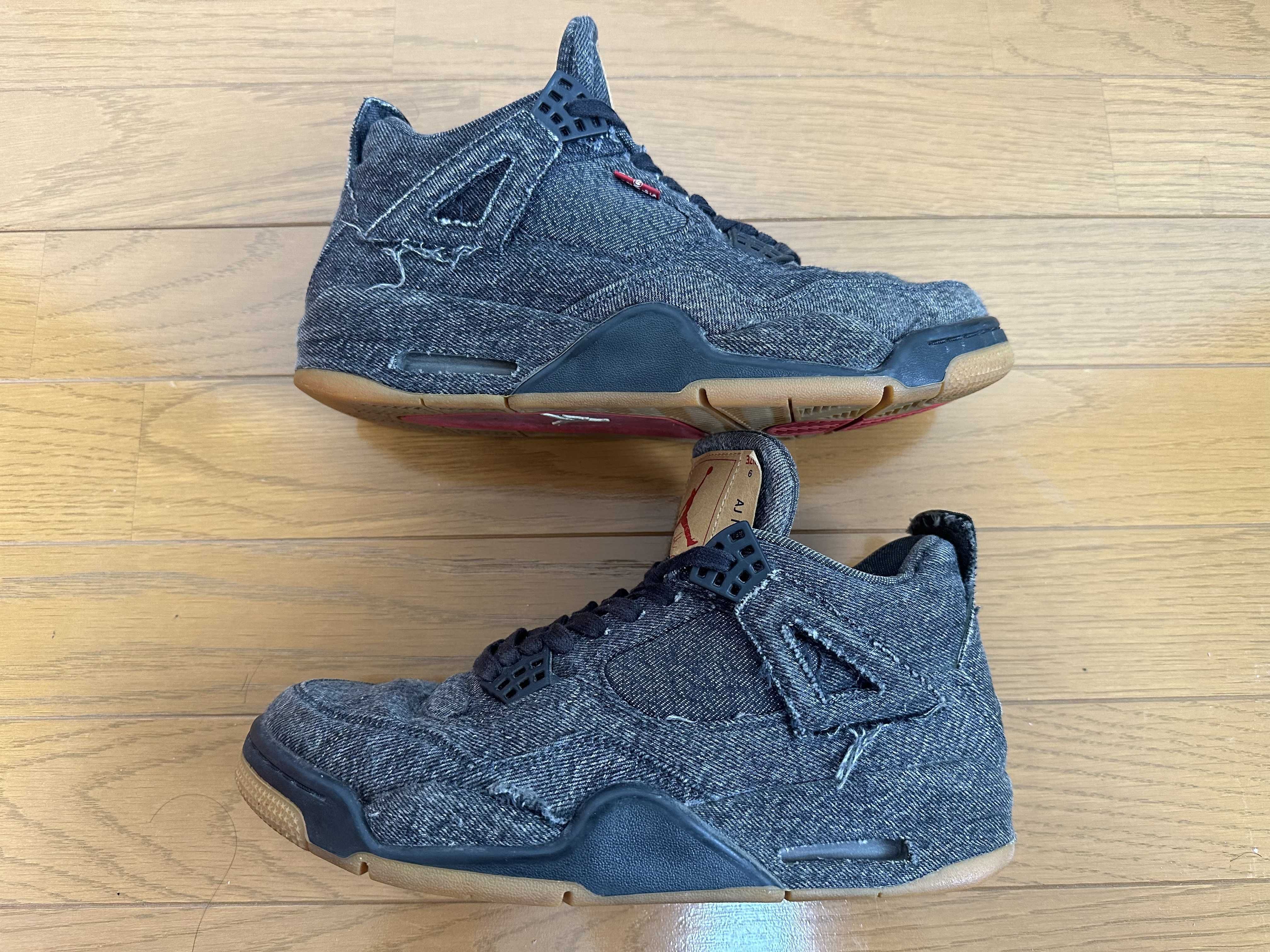 Nike × Levi's Air Jordan 4 "Black Denim" (Tag: LEVIS®)