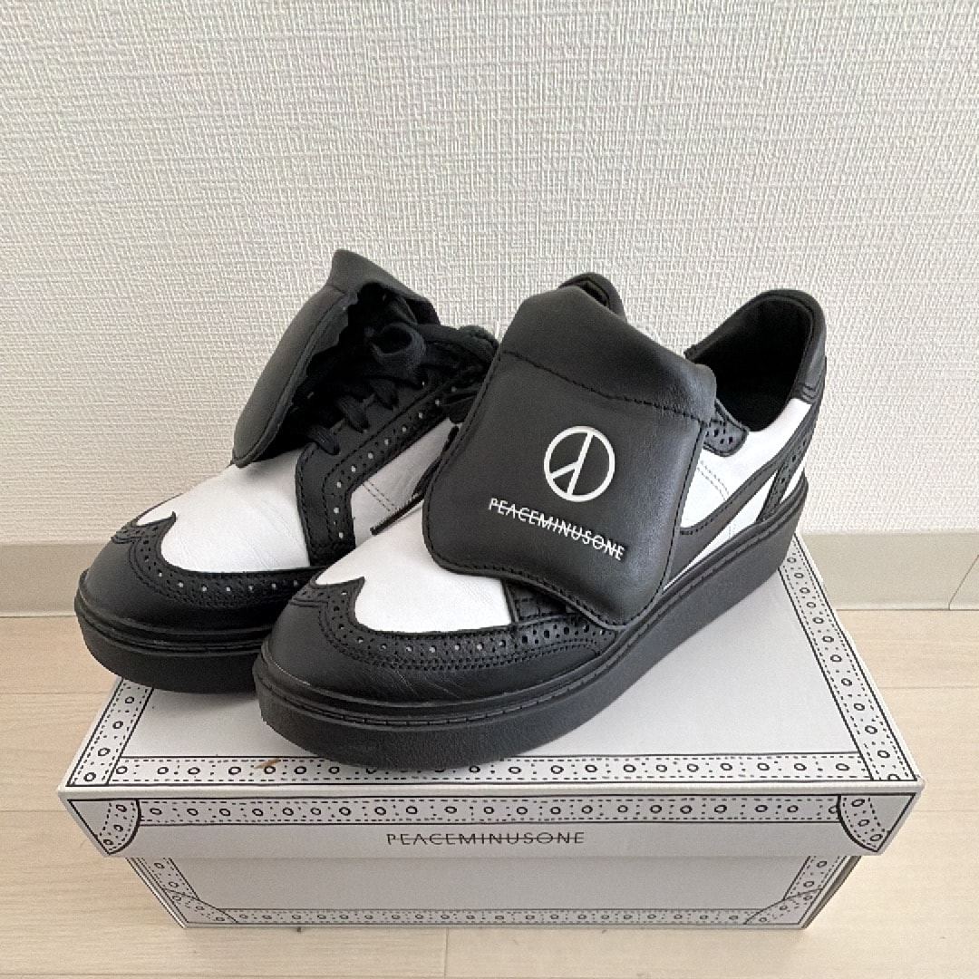 PEACEMINUSONE × Nike Kwondo 1 "Black and White" / G-DRAGON