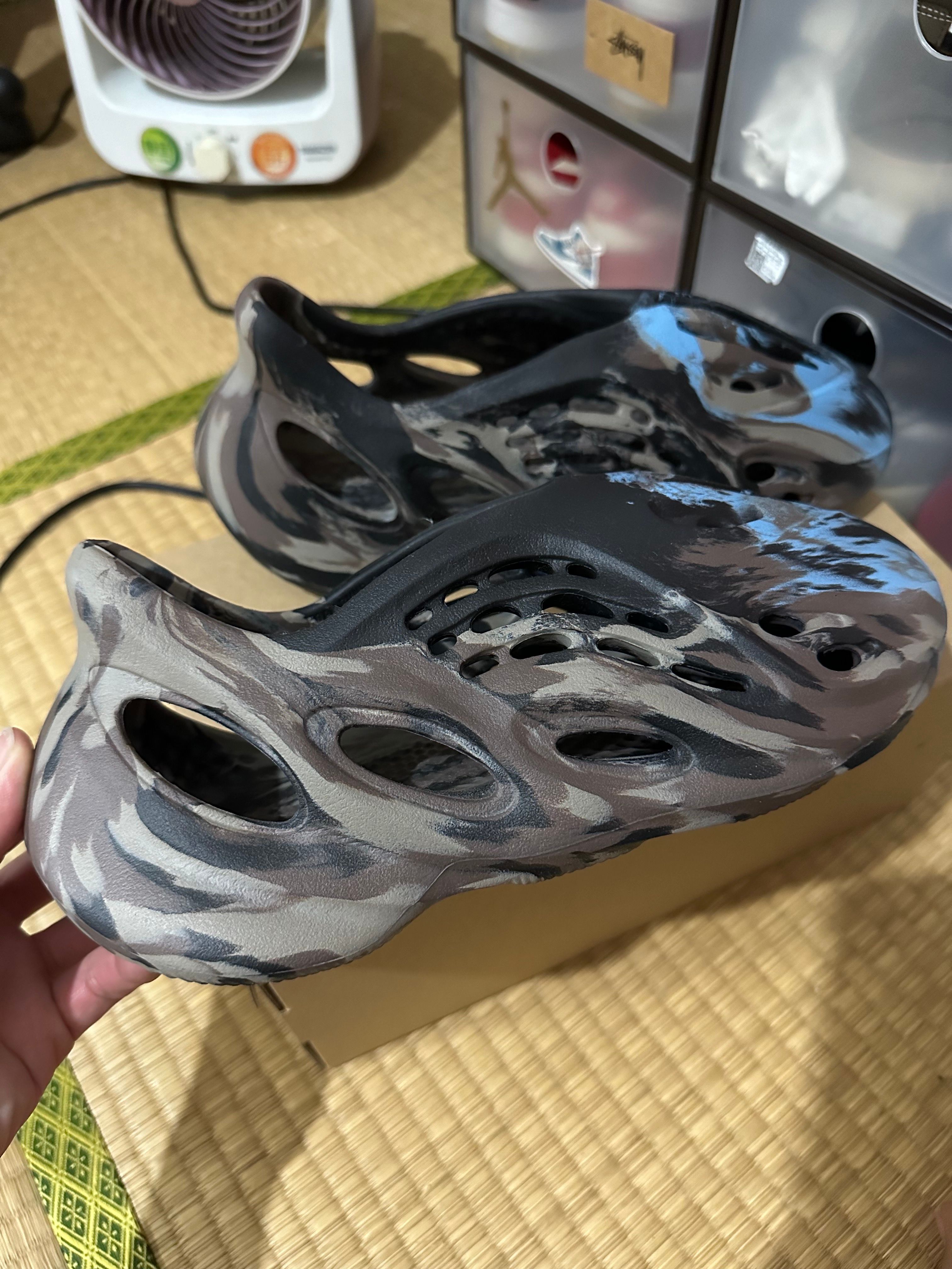 adidas YEEZY Foam Runner "MX Cinder"