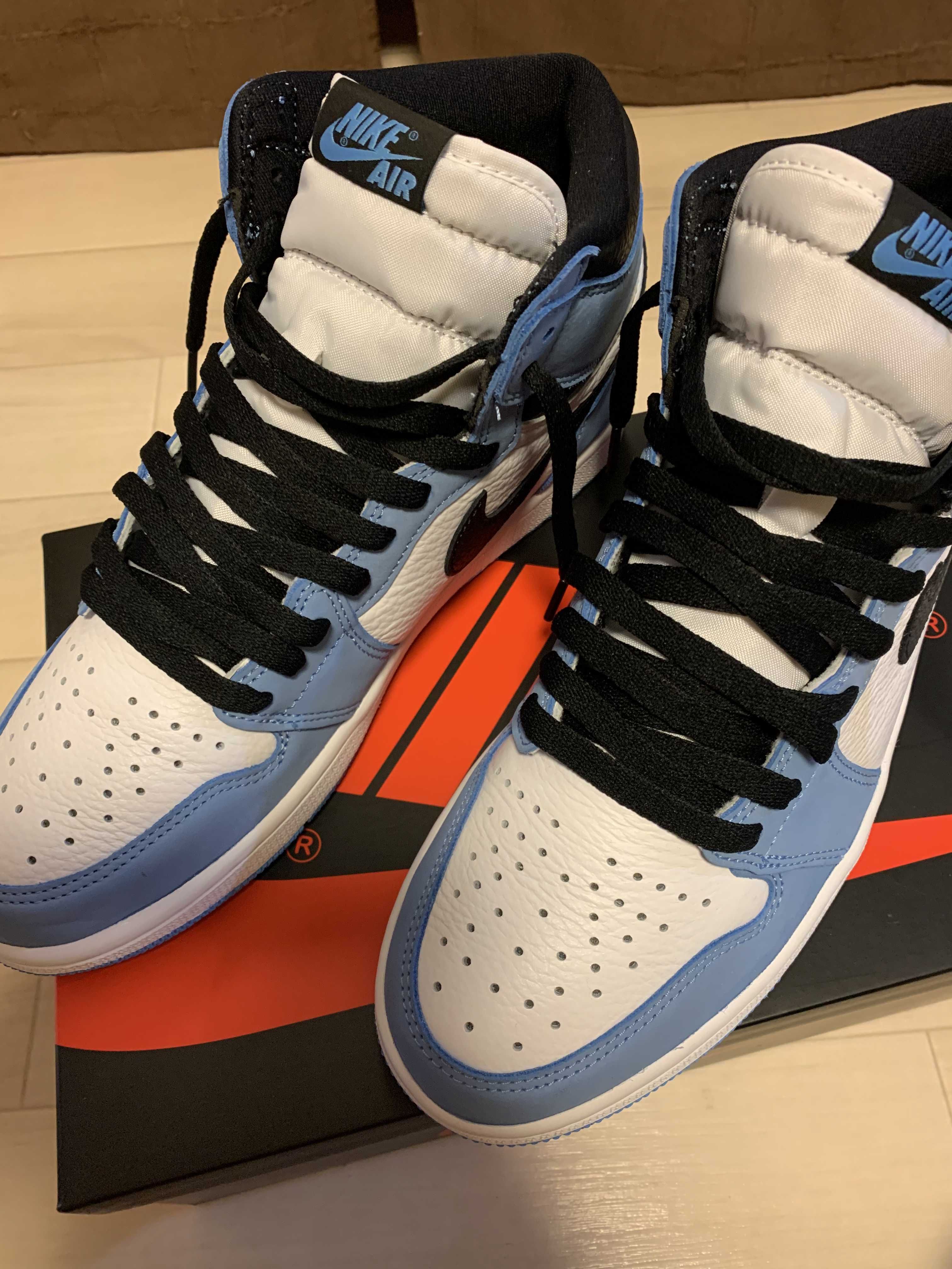 Nike Air Jordan 1 High OG "University Blue"
