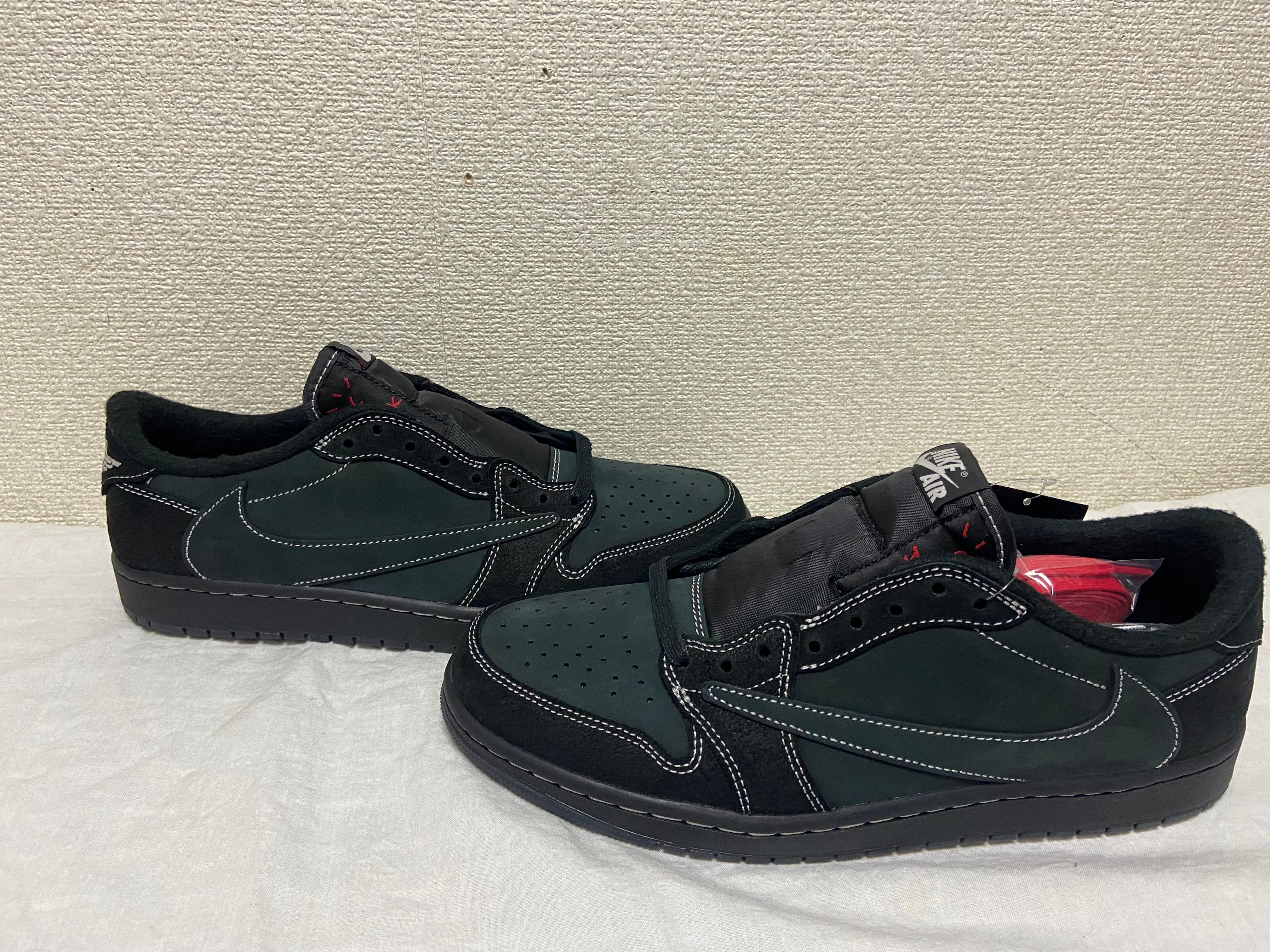 Travis Scott × Nike Air Jordan 1 Low OG SP "Black Phantom"