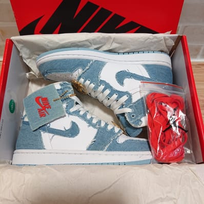 Nike Women's Air Jordan 1 High OG "Denim"