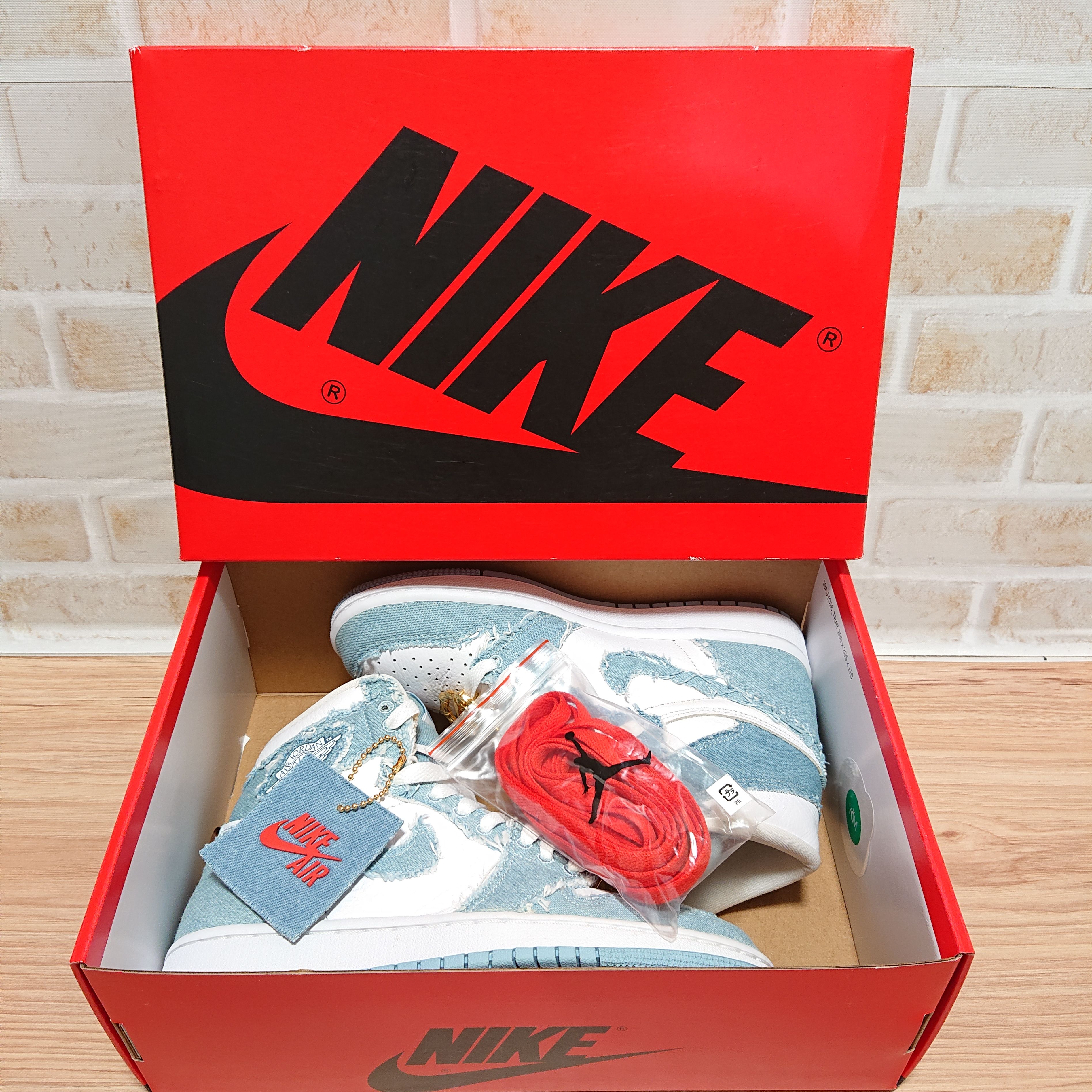 Nike Women's Air Jordan 1 High OG "Denim"