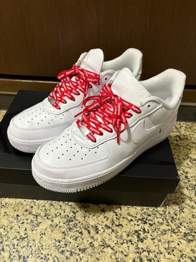 Supreme × Nike Air Force 1 Low "White"