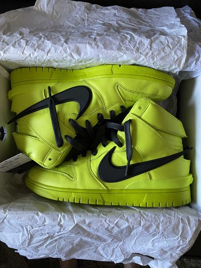 AMBUSH × NIKE DUNK HIGH "FLASH LIME"