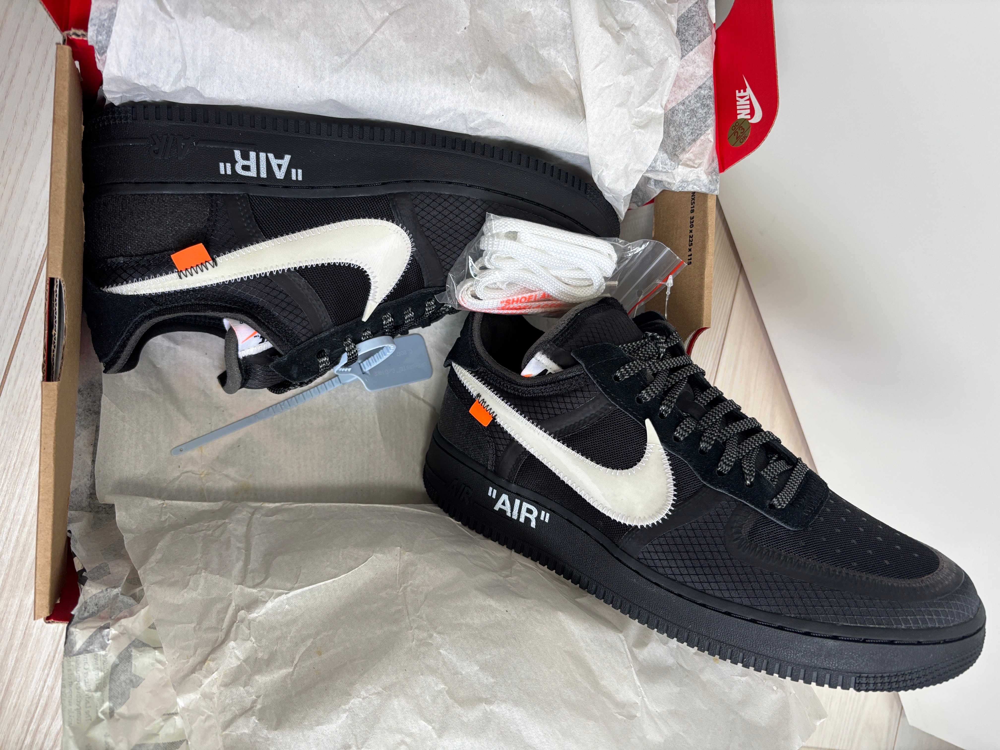 Off-White × Nike Air Force 1 Low "Black"