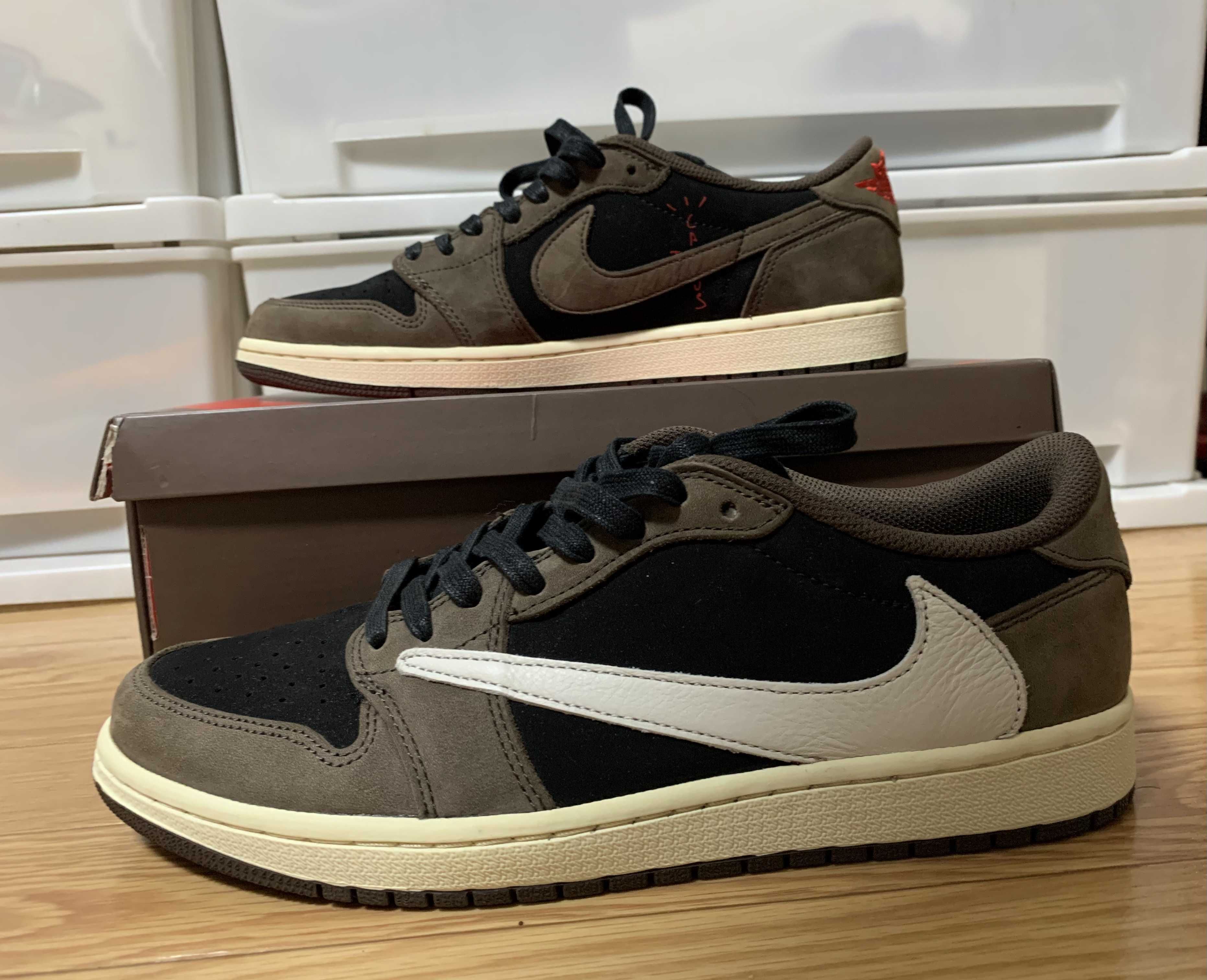 Travis Scott × Nike Air Jordan 1 Low OG SP-T  "Black/Dark Mocha"