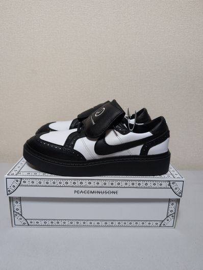 PEACEMINUSONE × Nike Kwondo 1 "Black and White" / G-DRAGON
