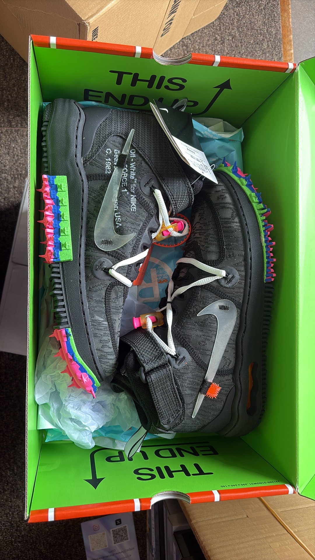 Off-White × Nike Air Force 1 Mid "Black"